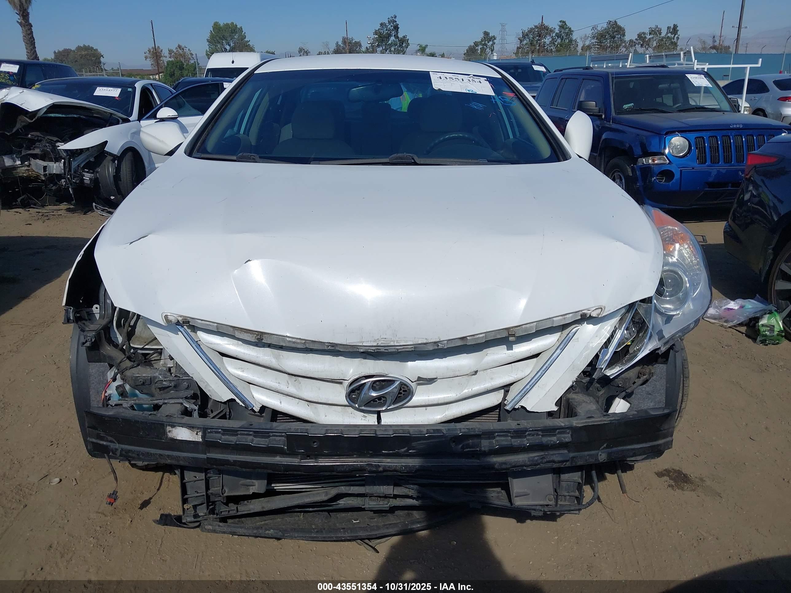 HYUNDAI SONATA image 6