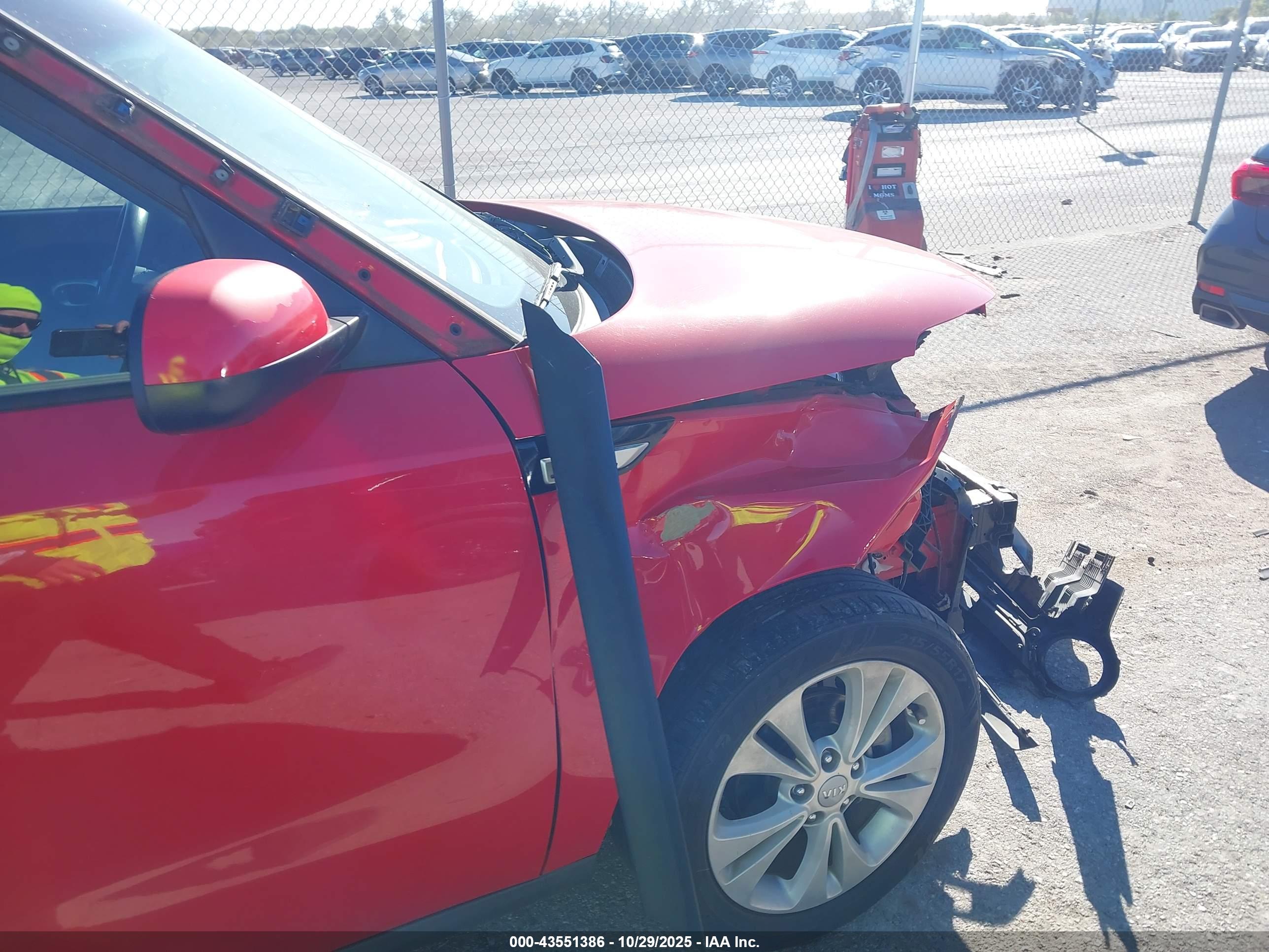KIA SOUL image 6