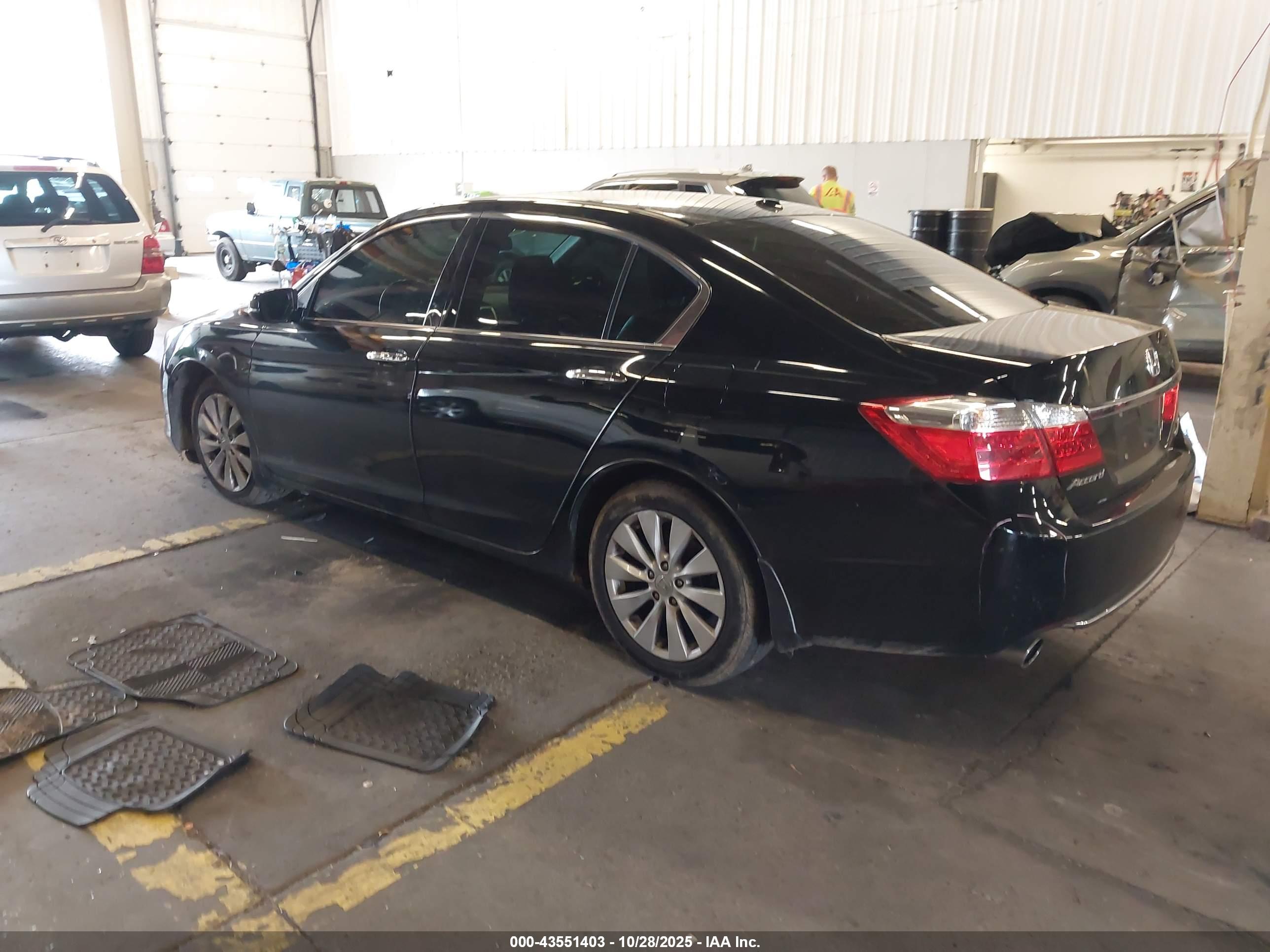 HONDA ACCORD image 3