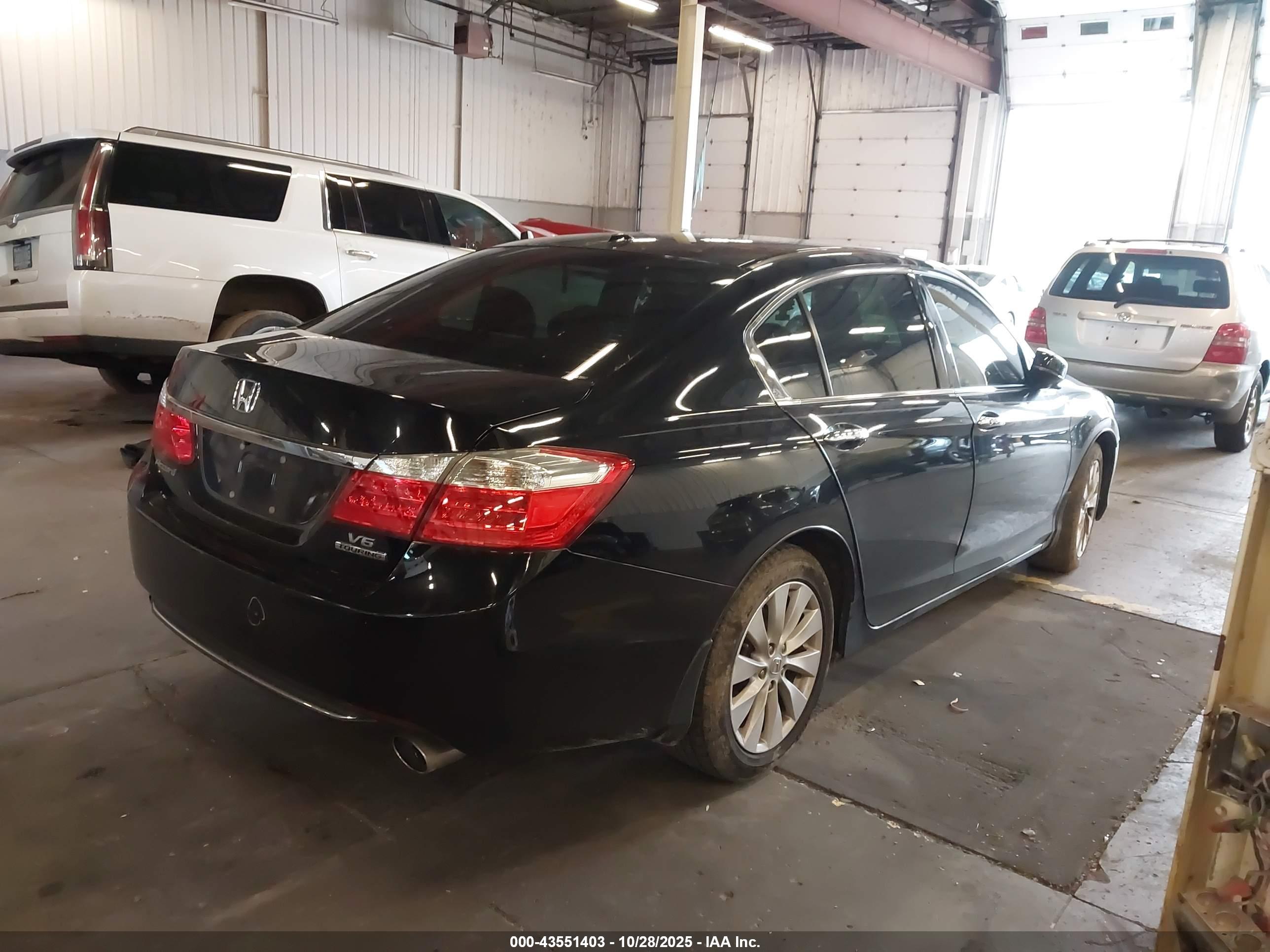 HONDA ACCORD image 4