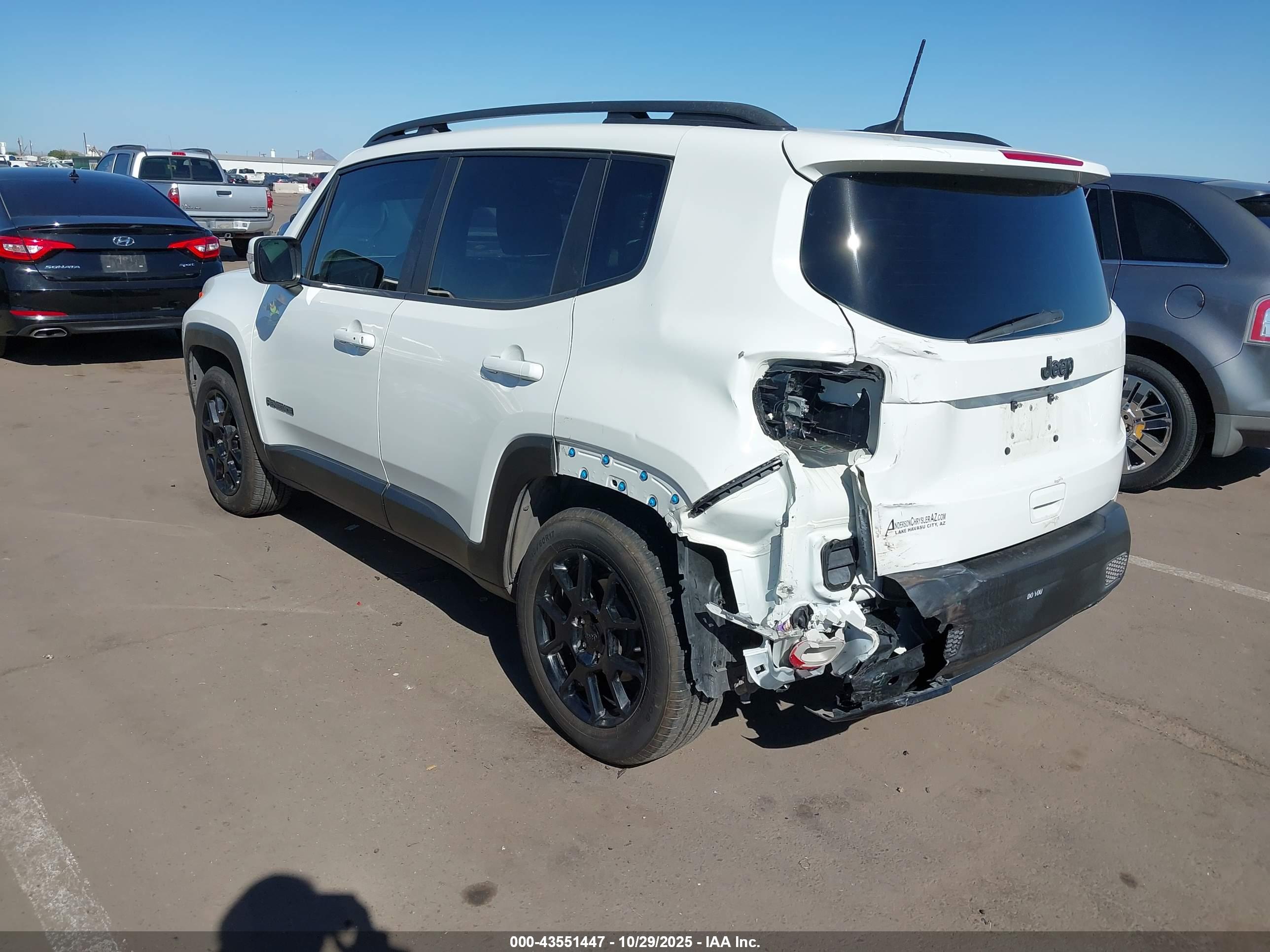 JEEP RENEGADE image 3
