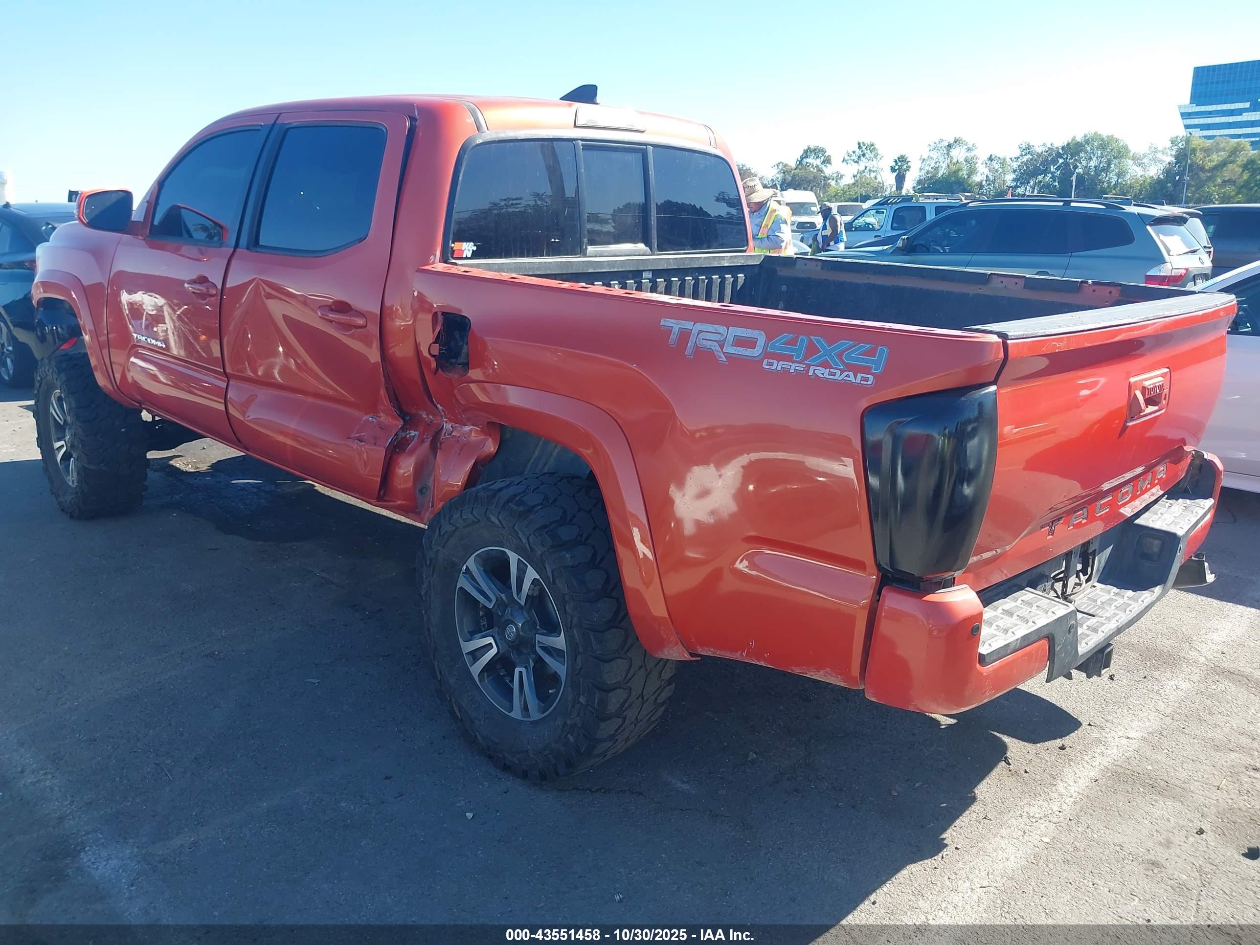 TOYOTA TACOMA image 3