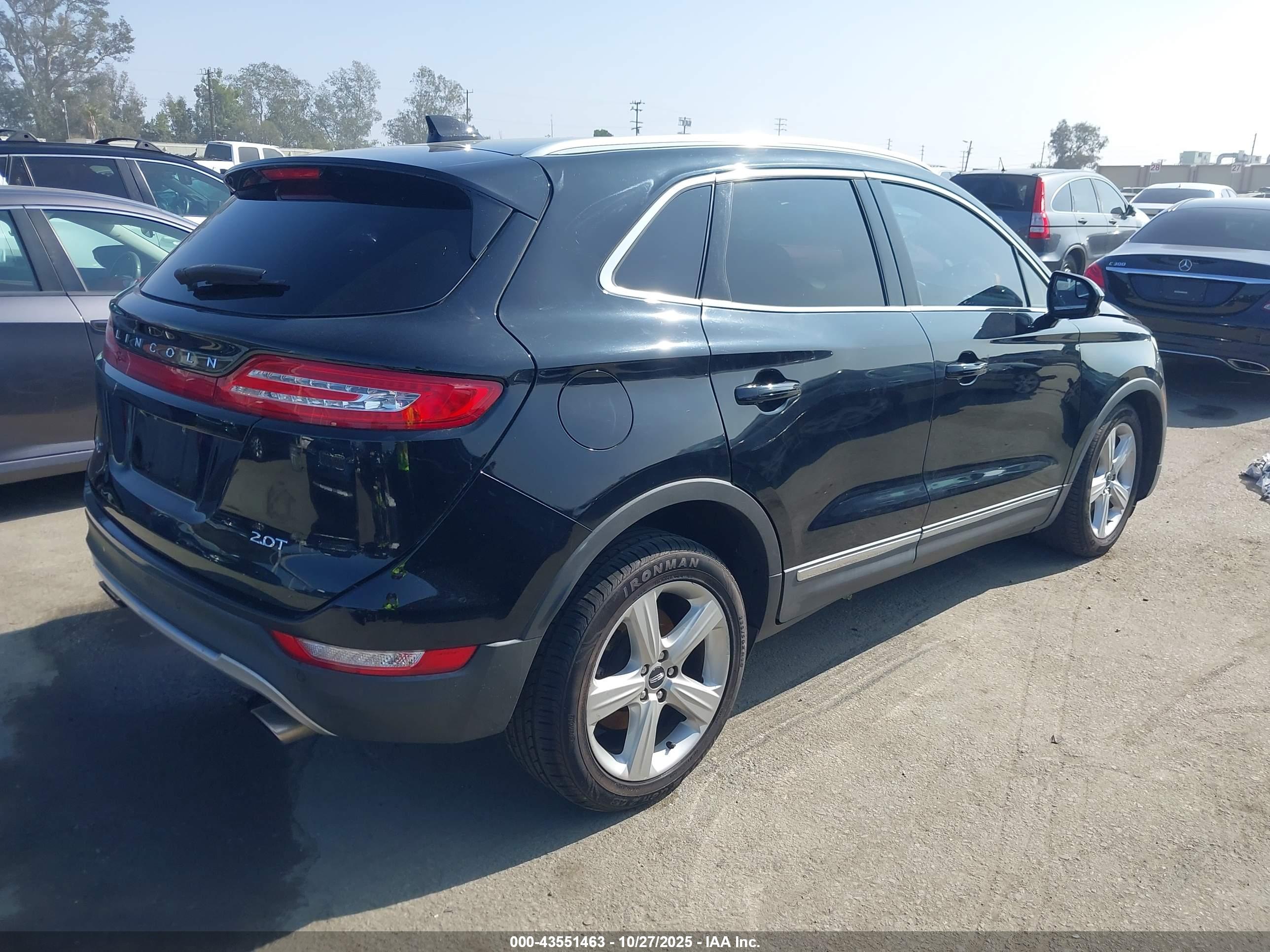 LINCOLN MKC image 4