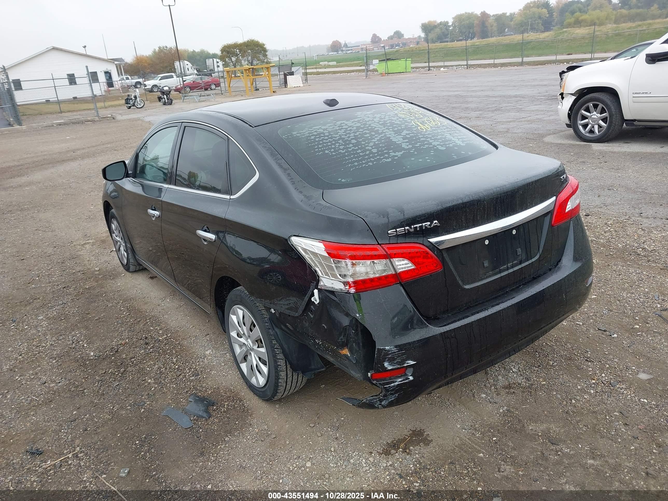 NISSAN SENTRA image 3