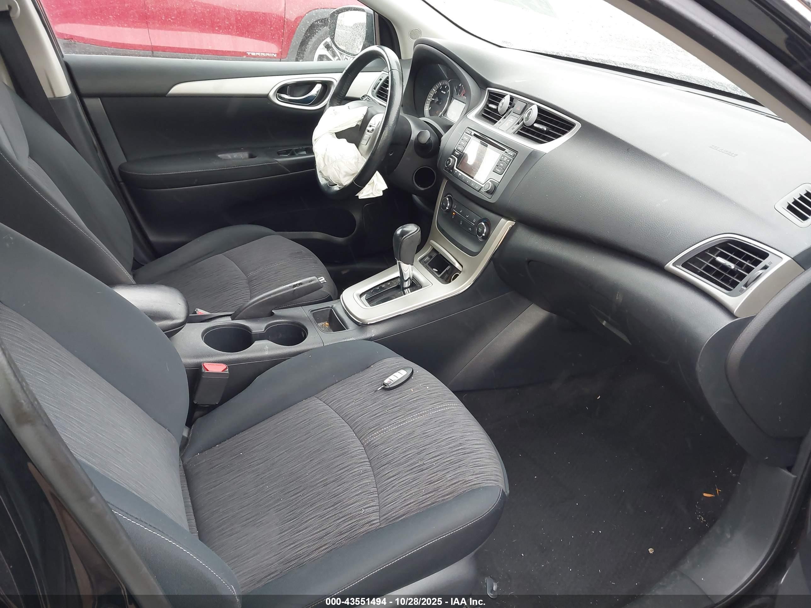 NISSAN SENTRA image 5