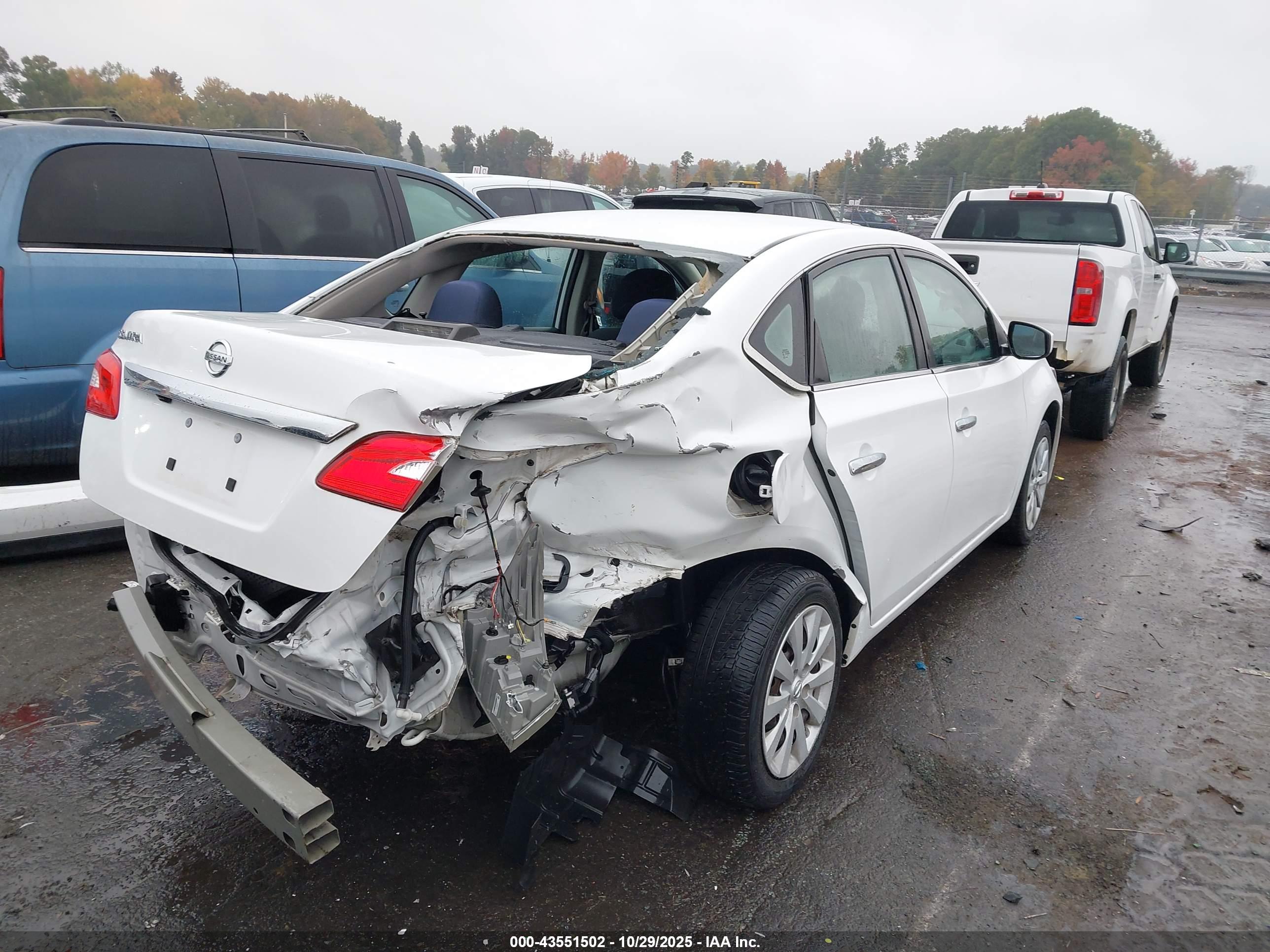 NISSAN SENTRA image 4