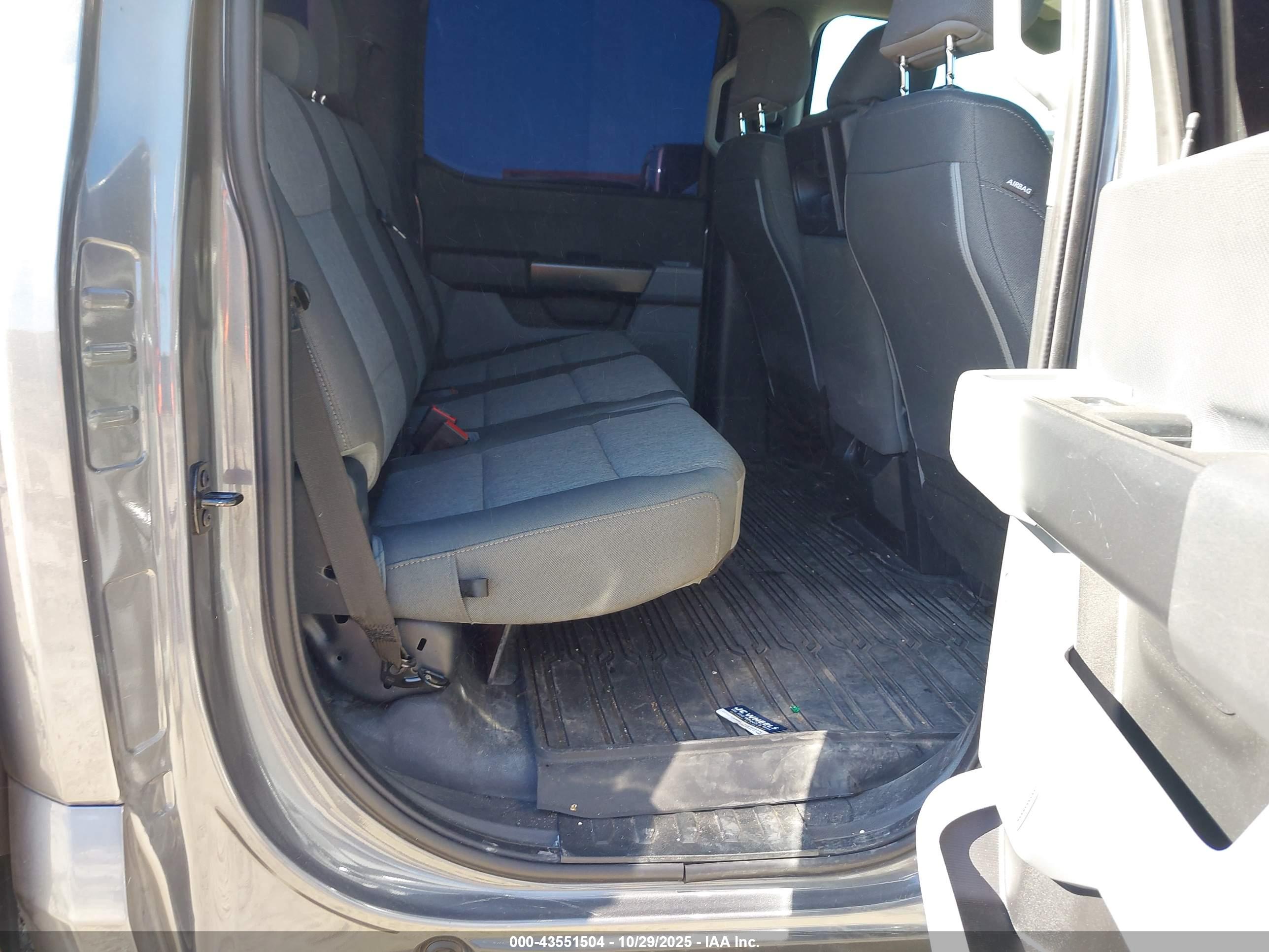 FORD F-150 image 8