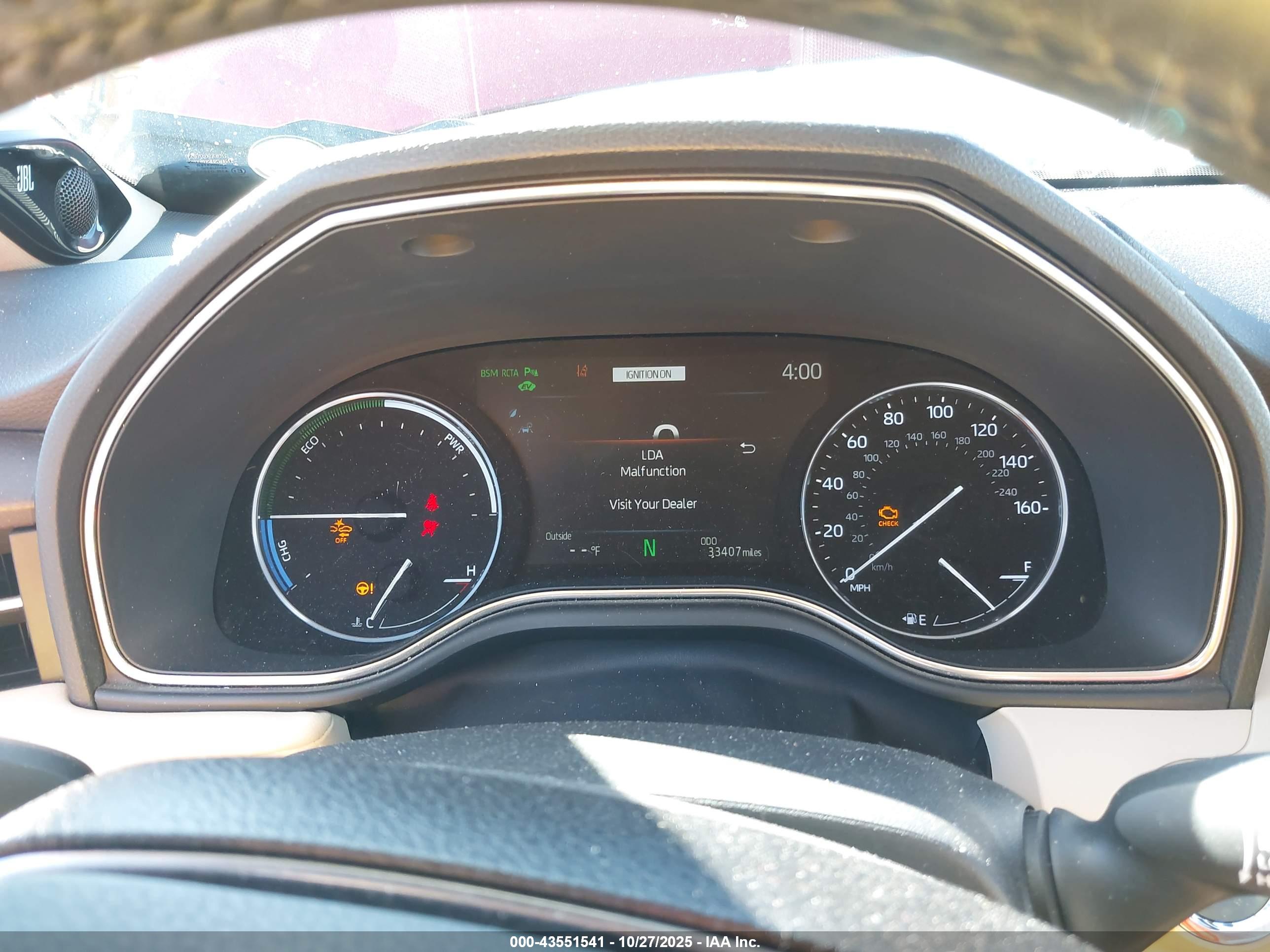 TOYOTA AVALON image 7