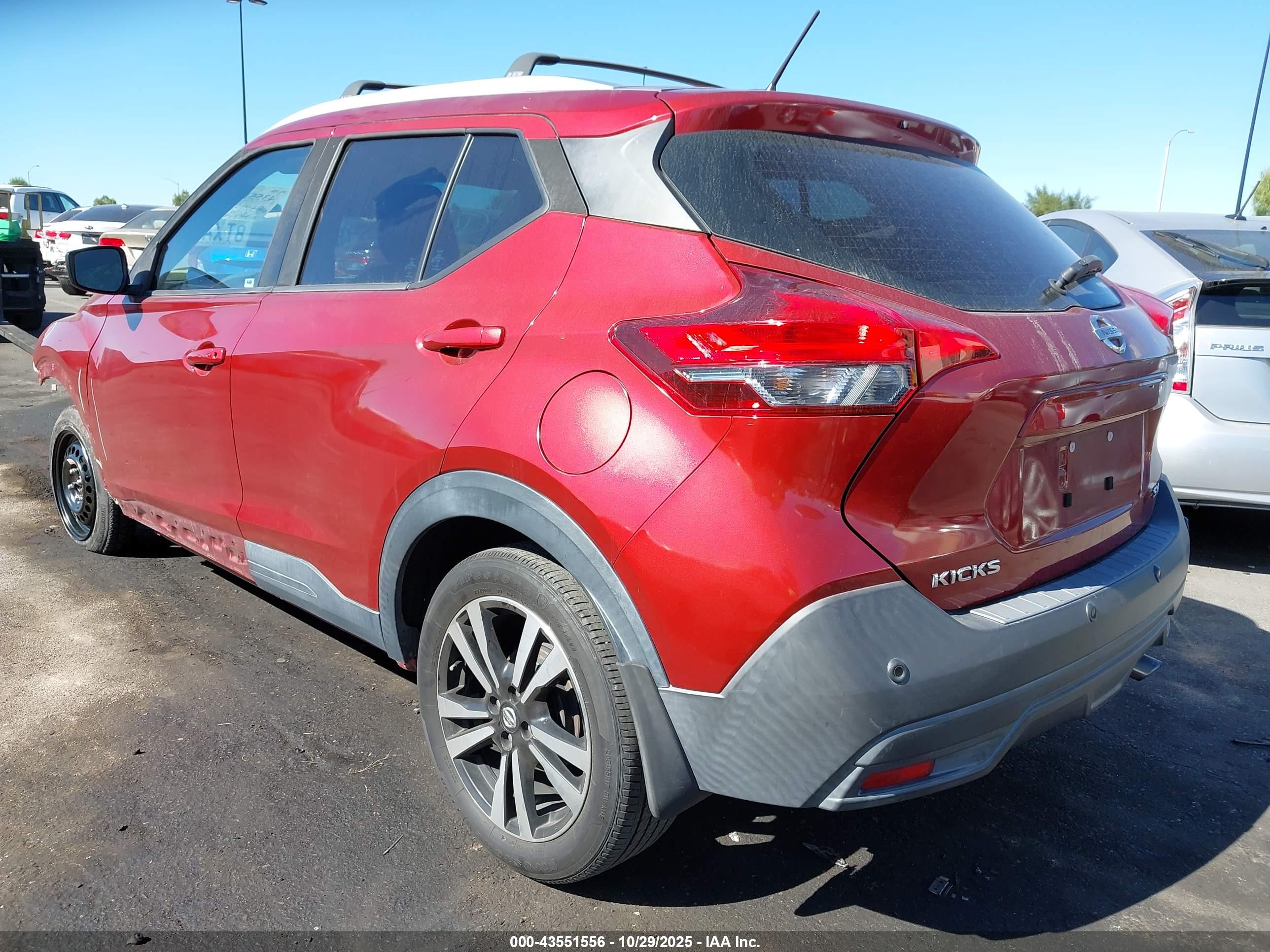 NISSAN KICKS image 3