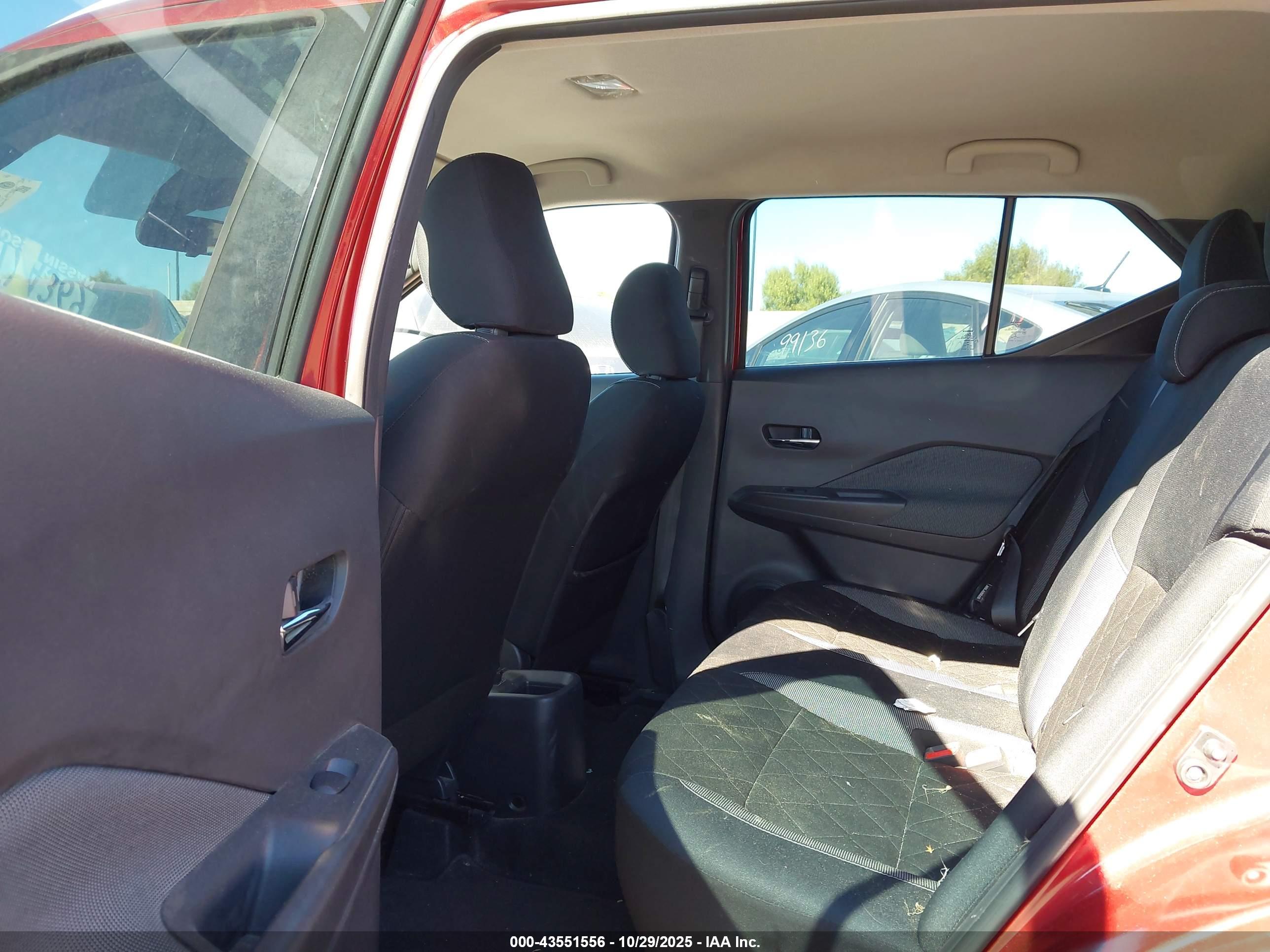 NISSAN KICKS image 8