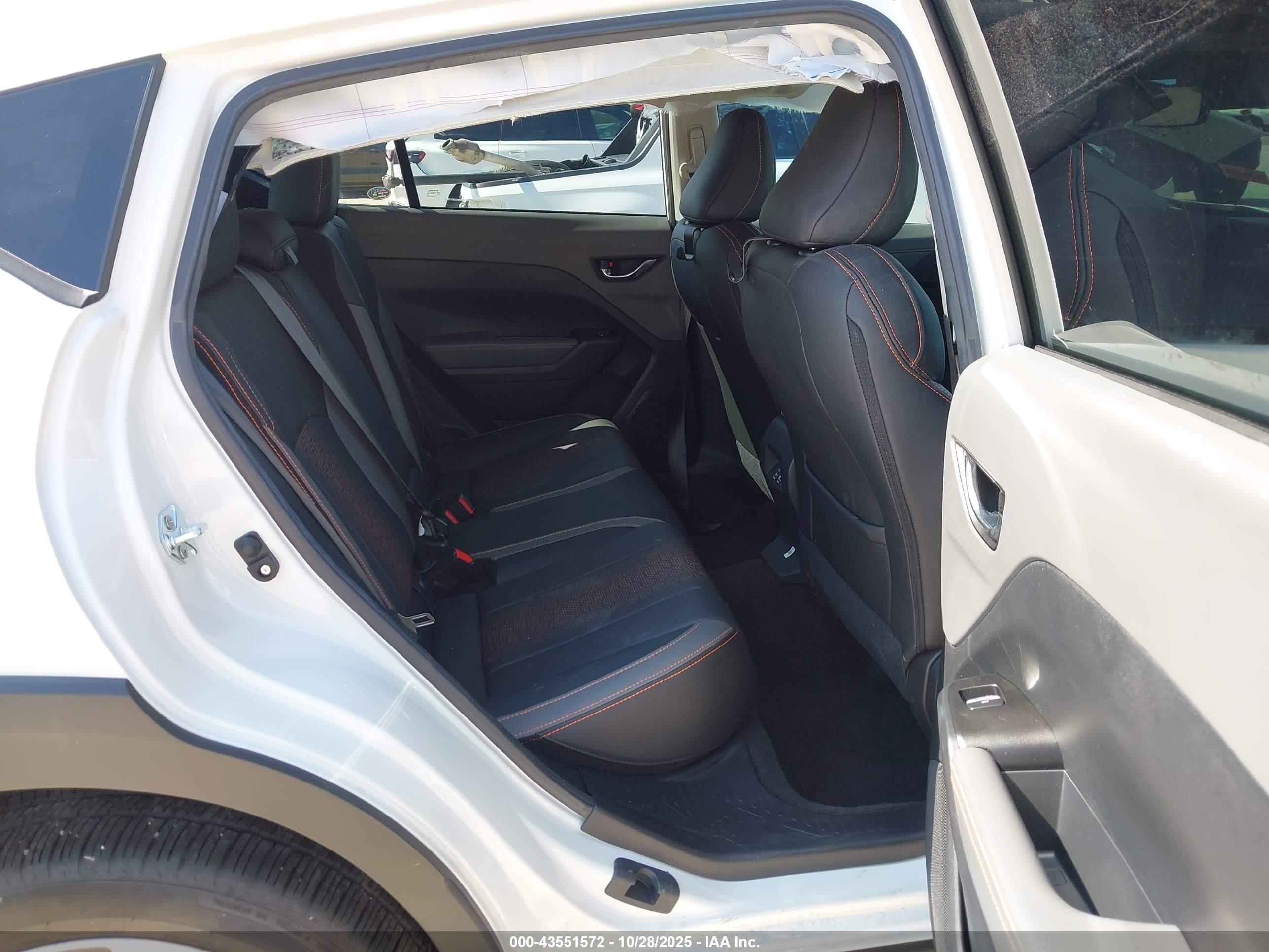 SUBARU CROSSTREK image 8