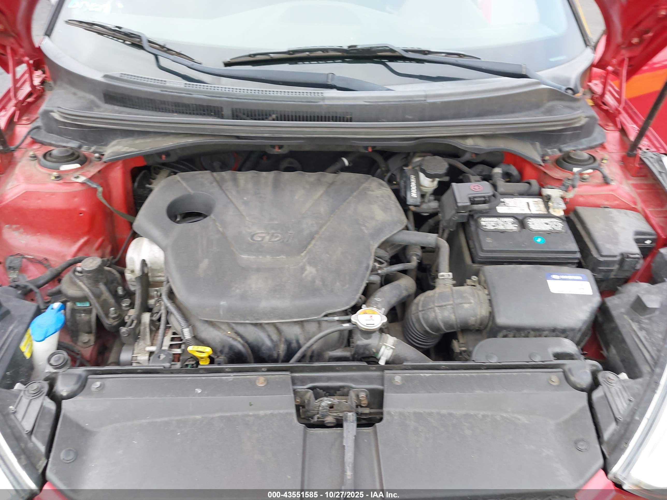 HYUNDAI VELOSTER image 10