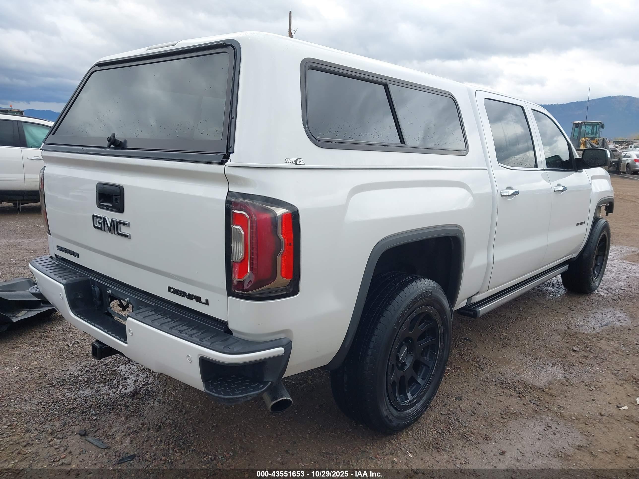 GMC SIERRA image 4
