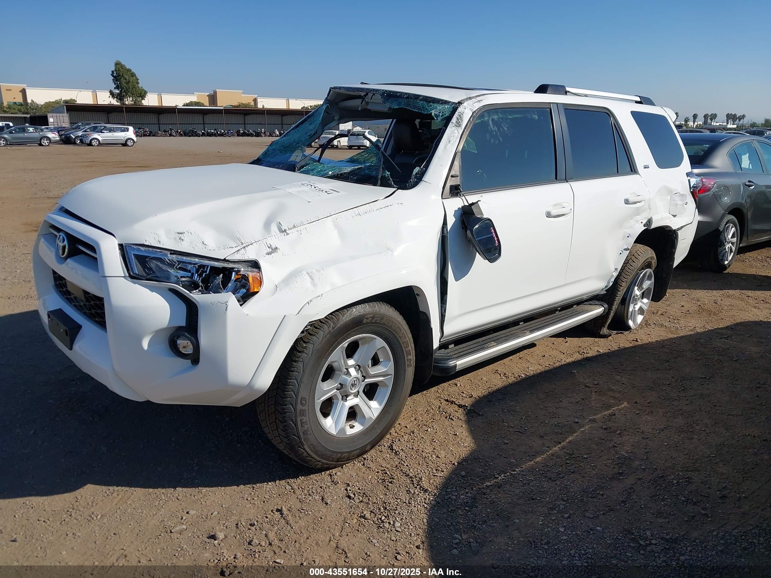 TOYOTA 4RUNNER image 2