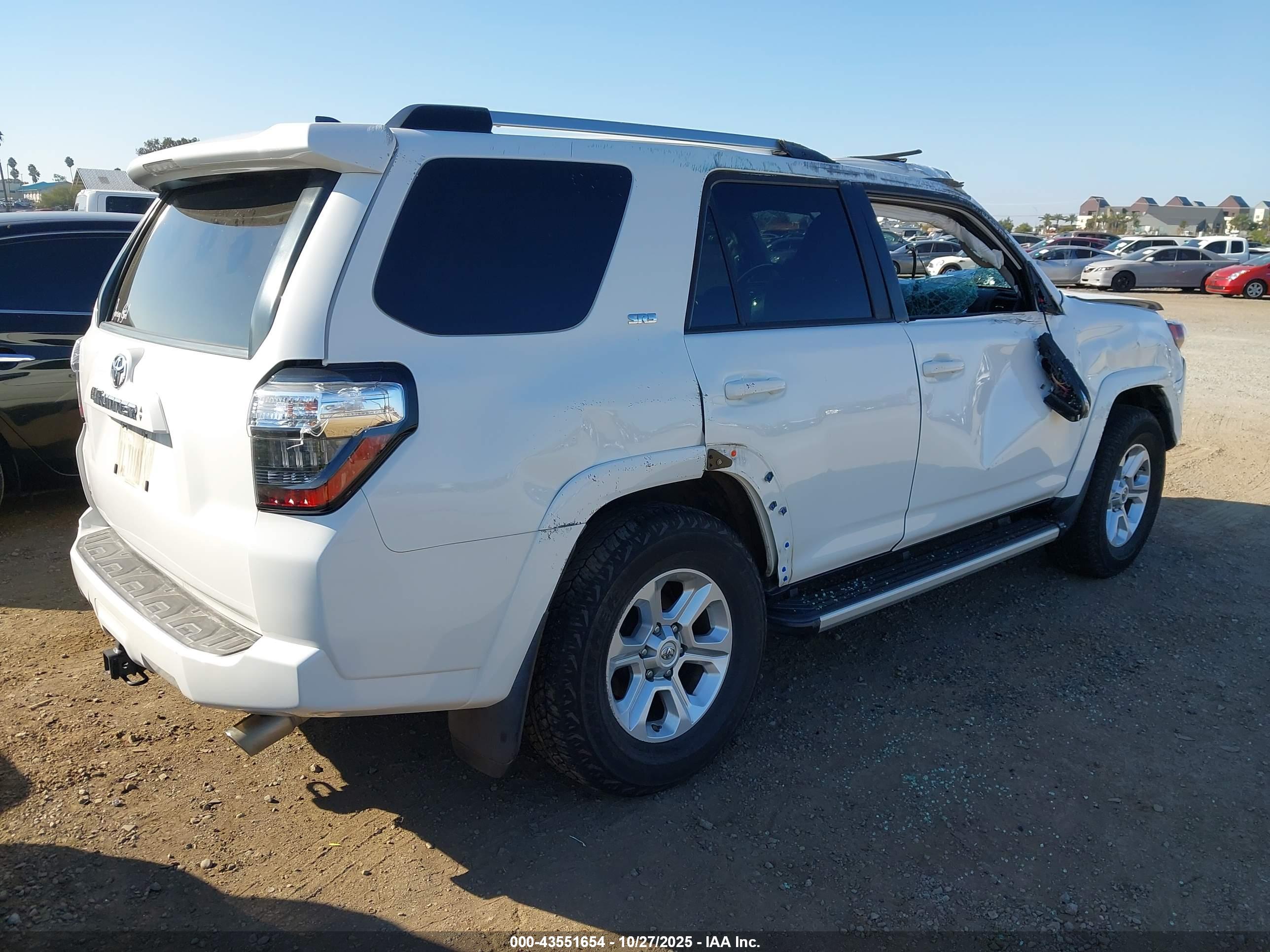 TOYOTA 4RUNNER image 4