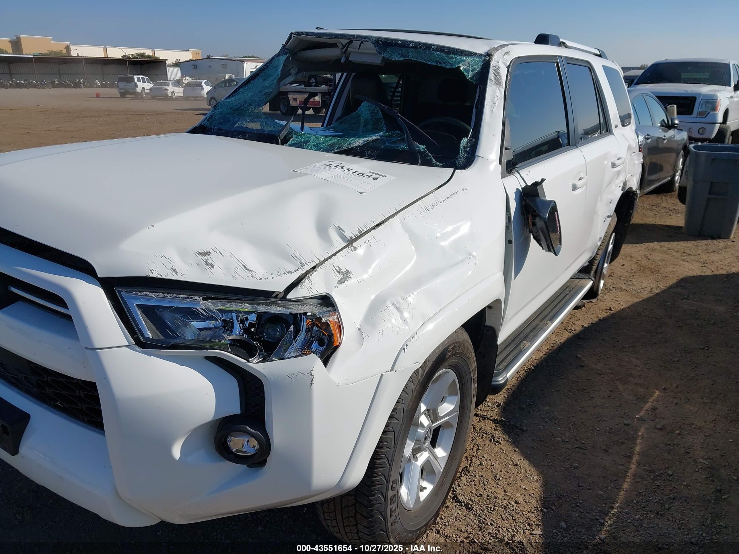 TOYOTA 4RUNNER image 6