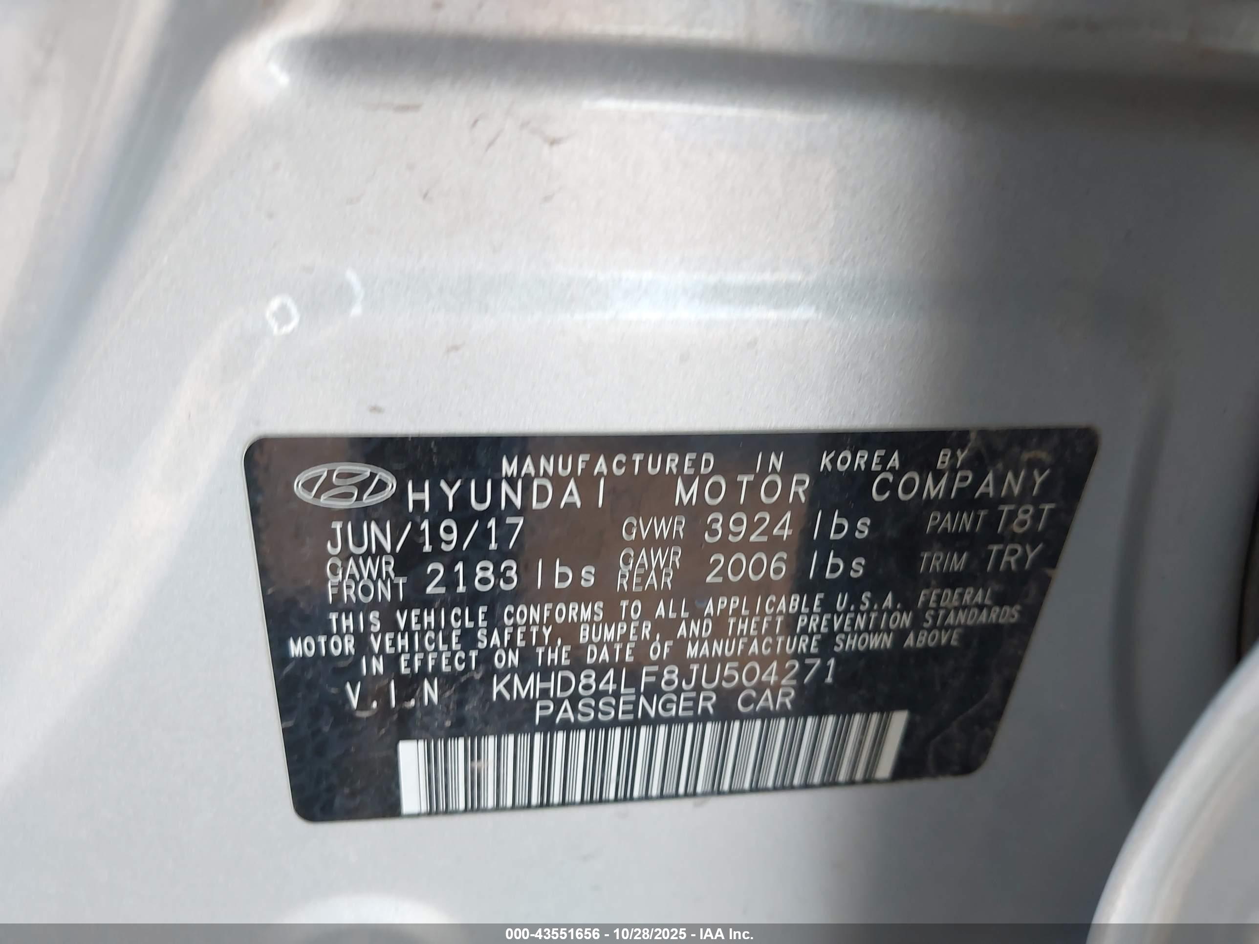 HYUNDAI ELANTRA image 9