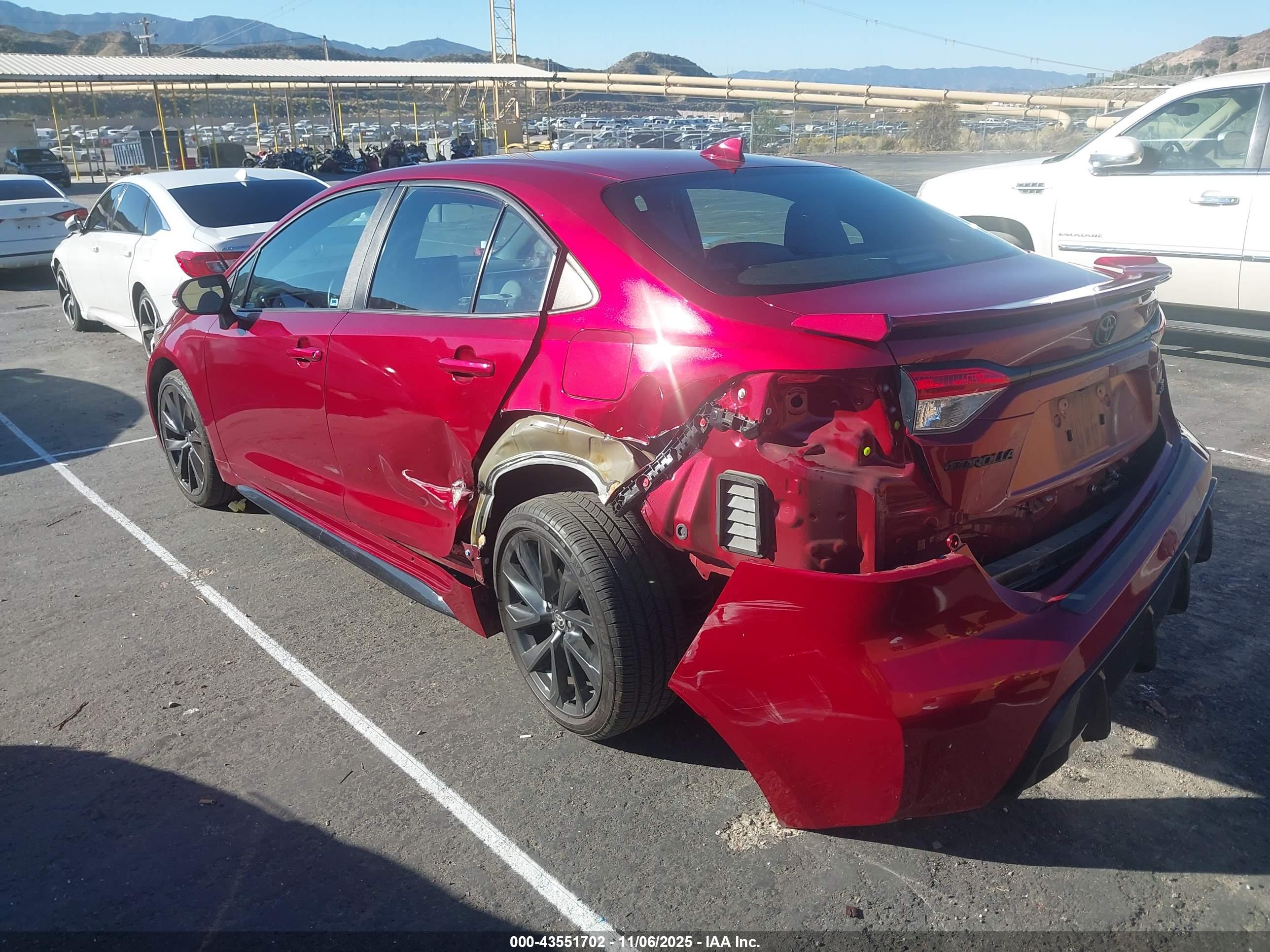 TOYOTA COROLLA image 3