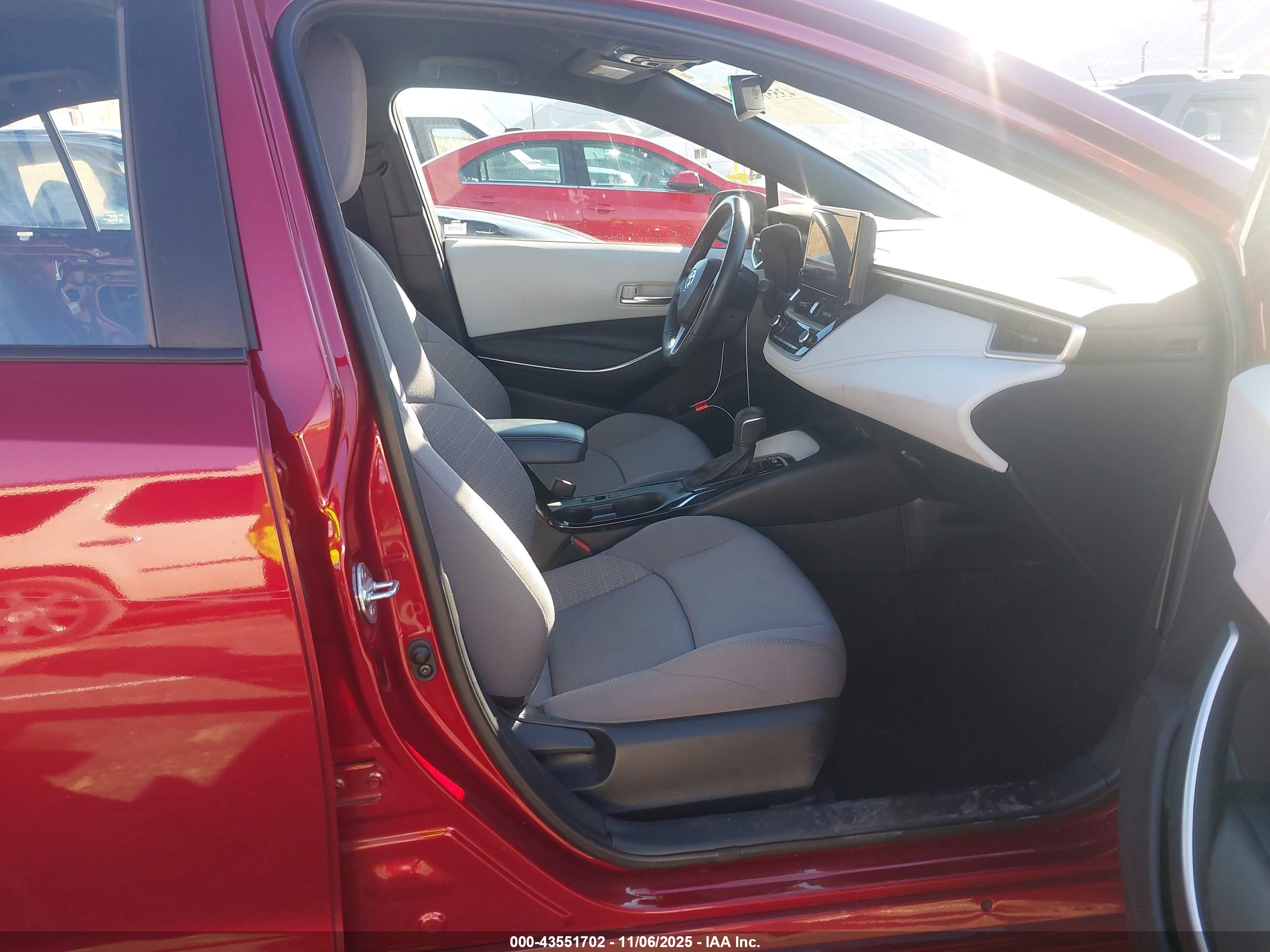 TOYOTA COROLLA image 5