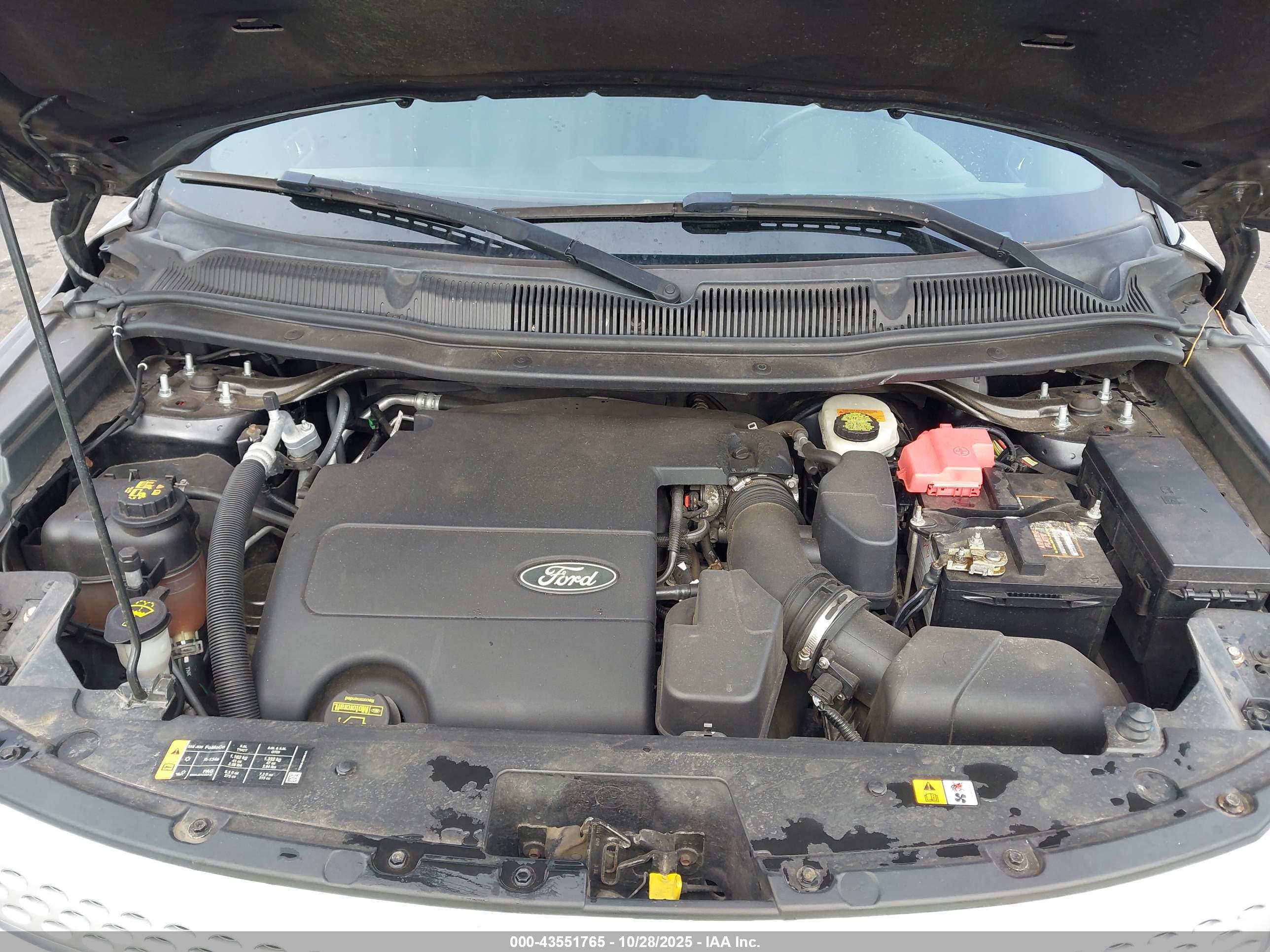 FORD EXPLORER image 10