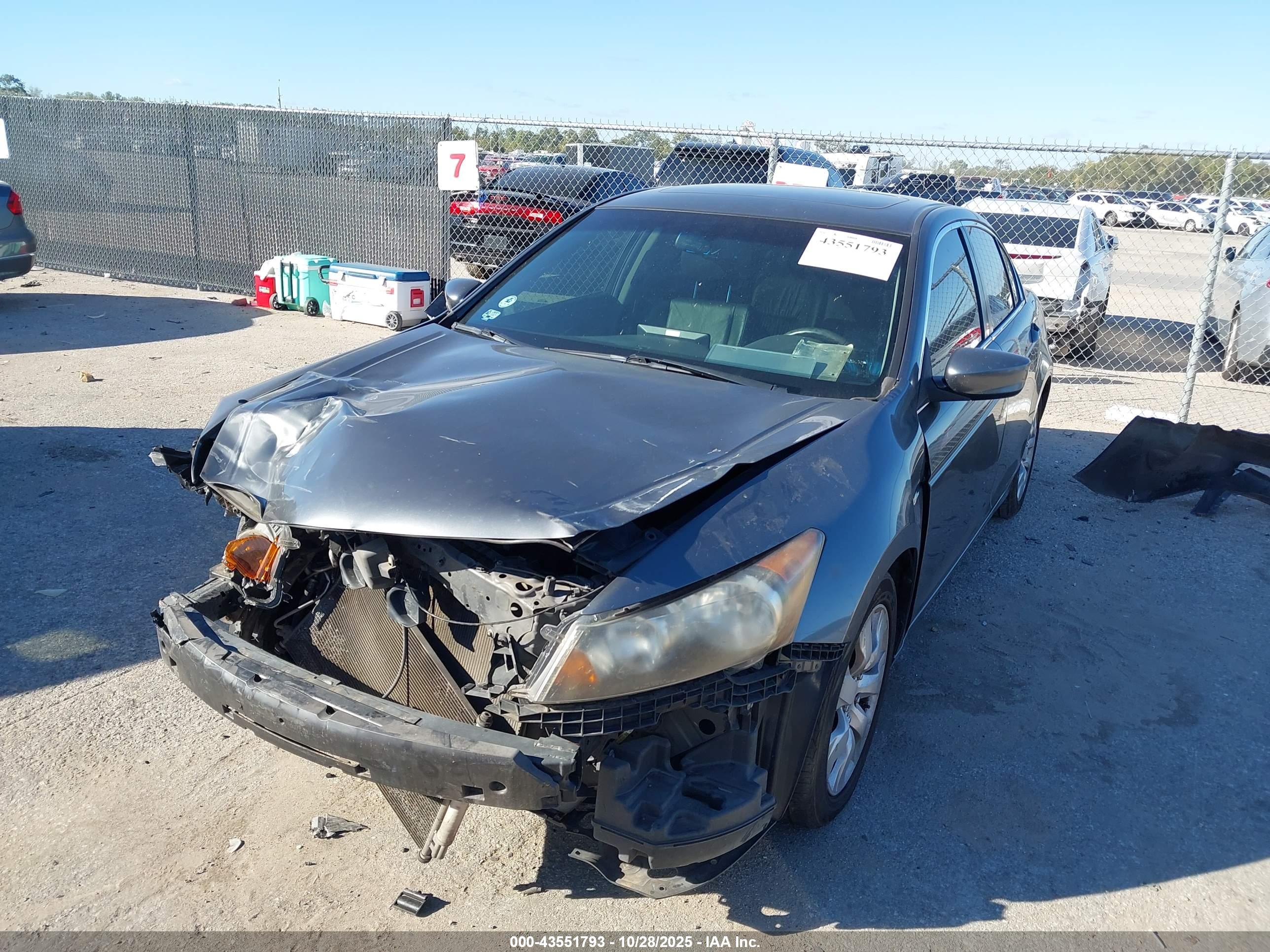 HONDA ACCORD image 2