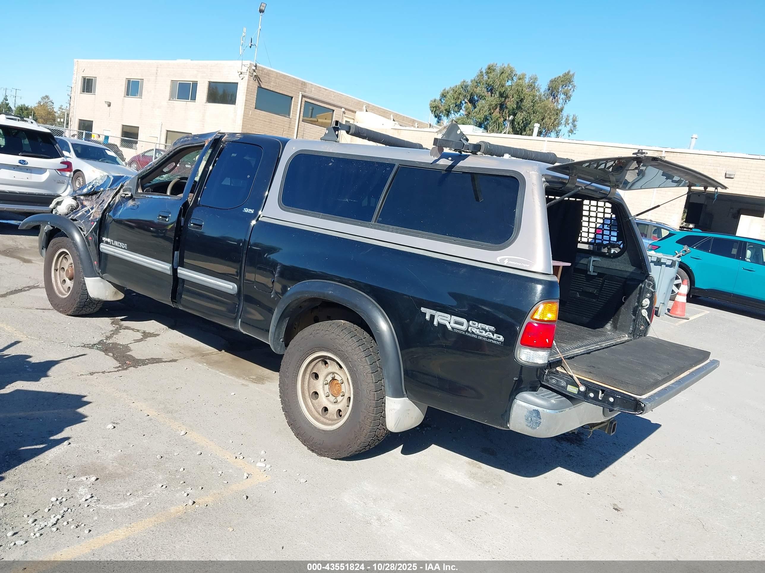 TOYOTA TUNDRA image 3