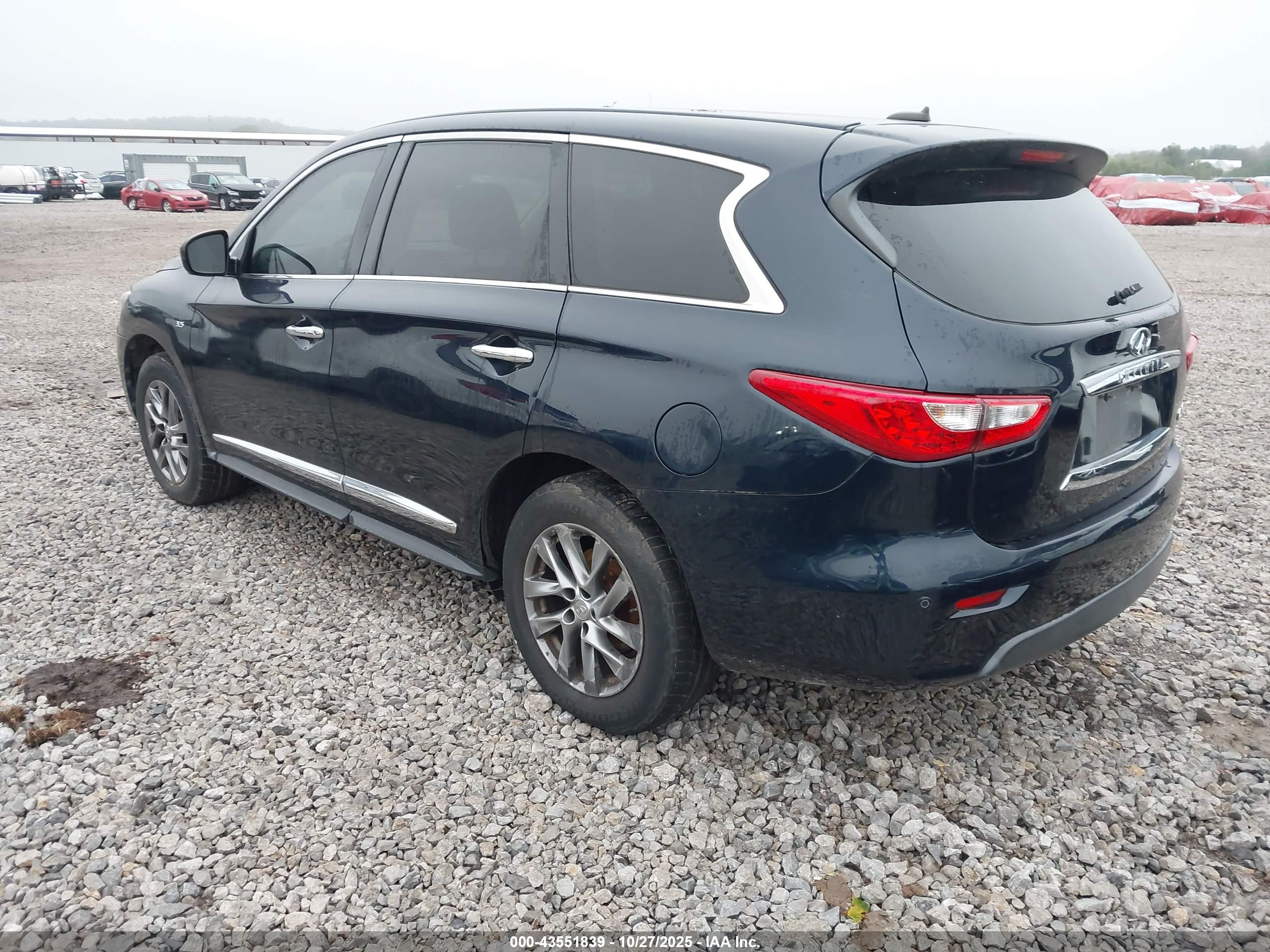 INFINITI QX60 image 3