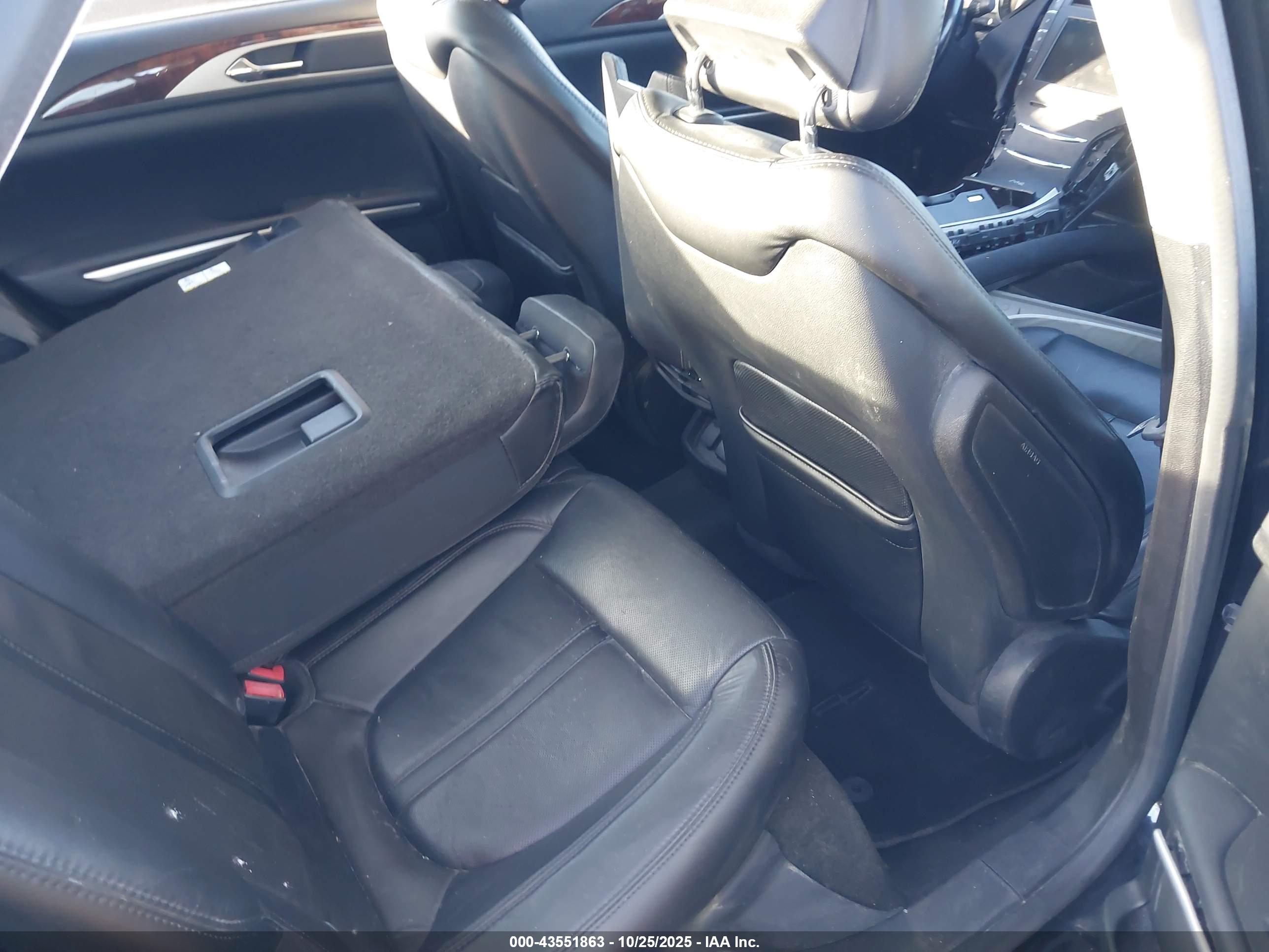 LINCOLN MKZ image 8