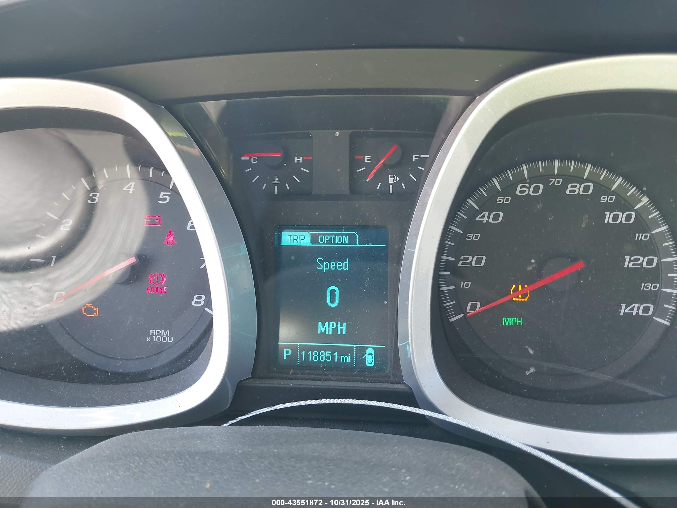 CHEVROLET EQUINOX image 7
