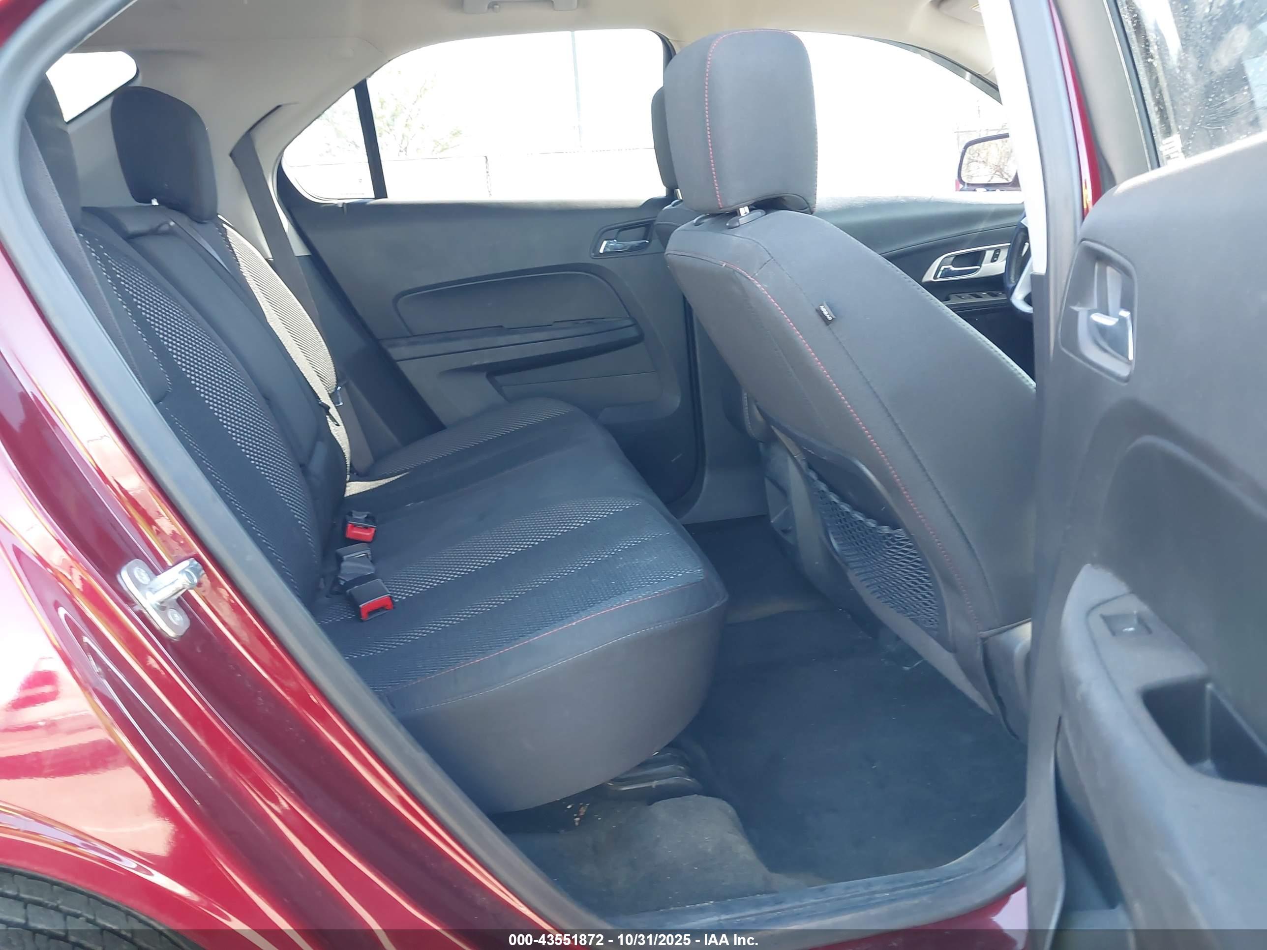 CHEVROLET EQUINOX image 8