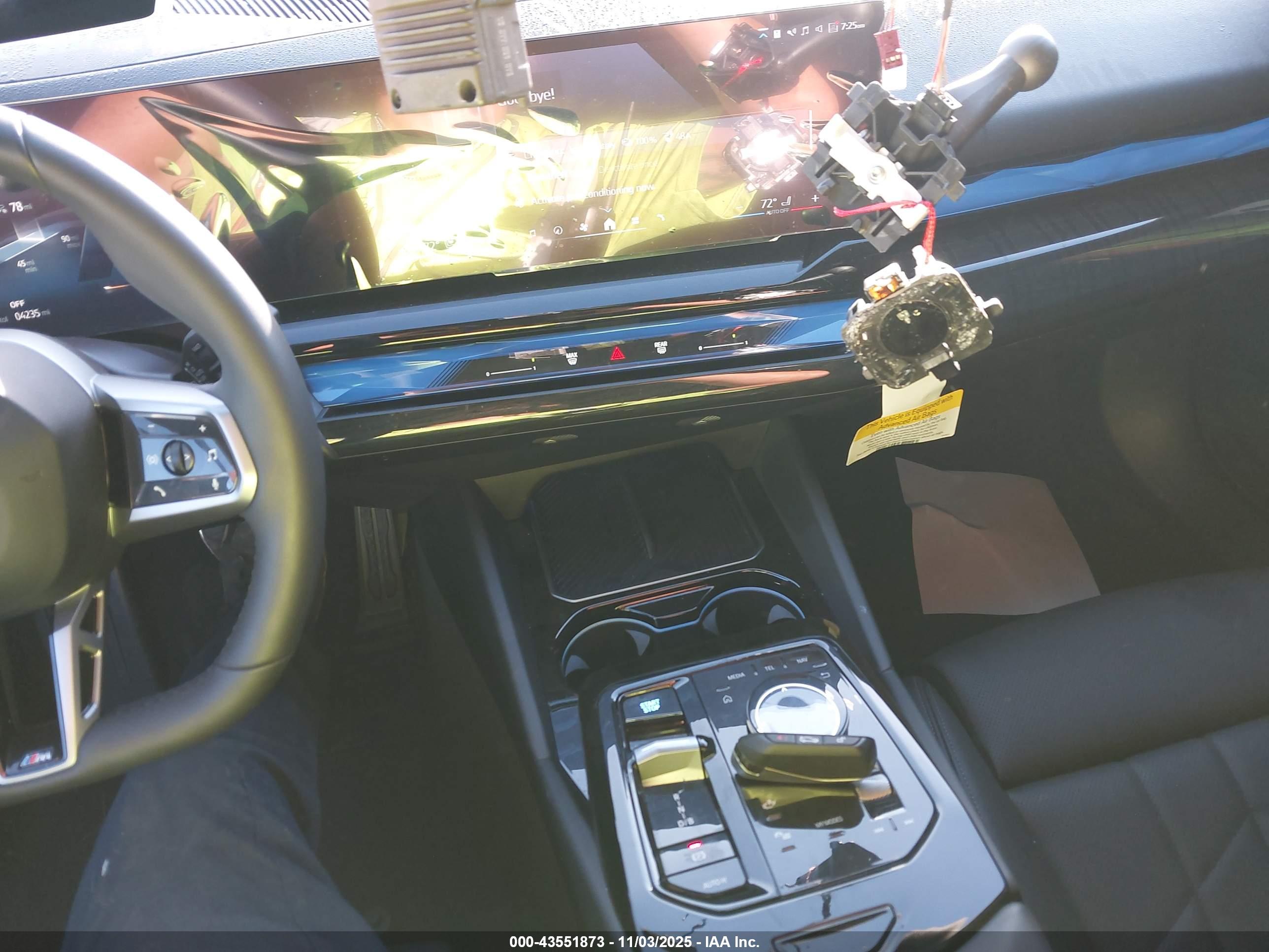 BMW I5 image 11