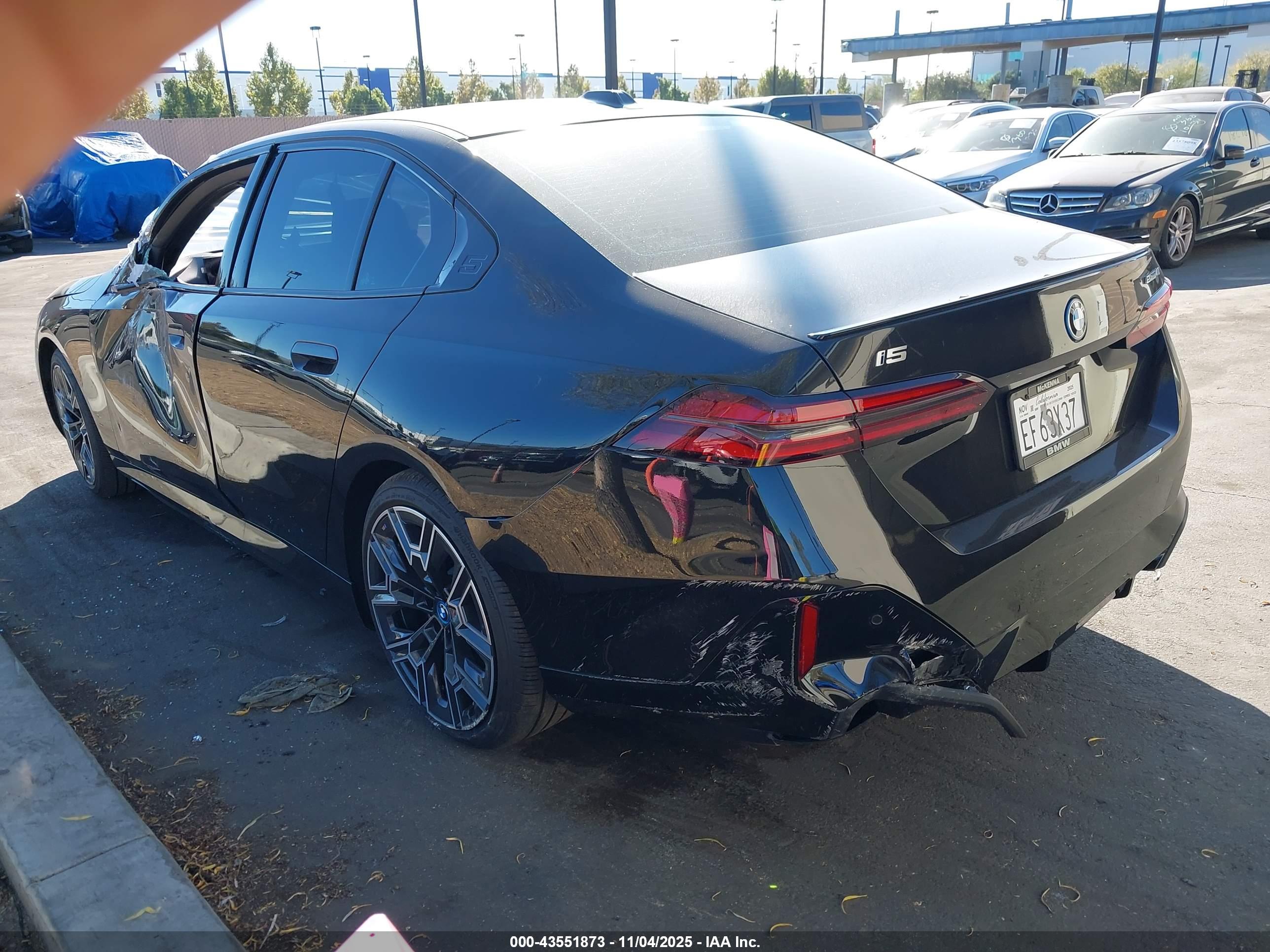 BMW I5 image 3