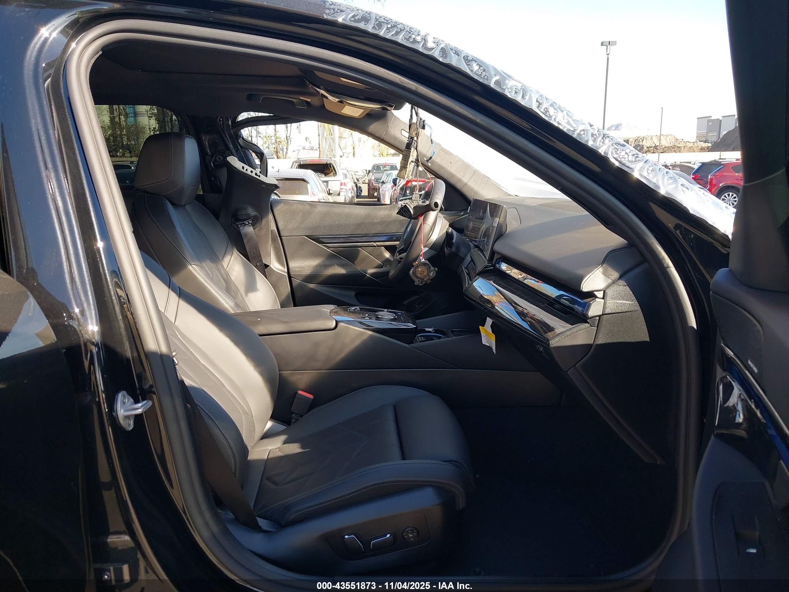 BMW I5 image 5