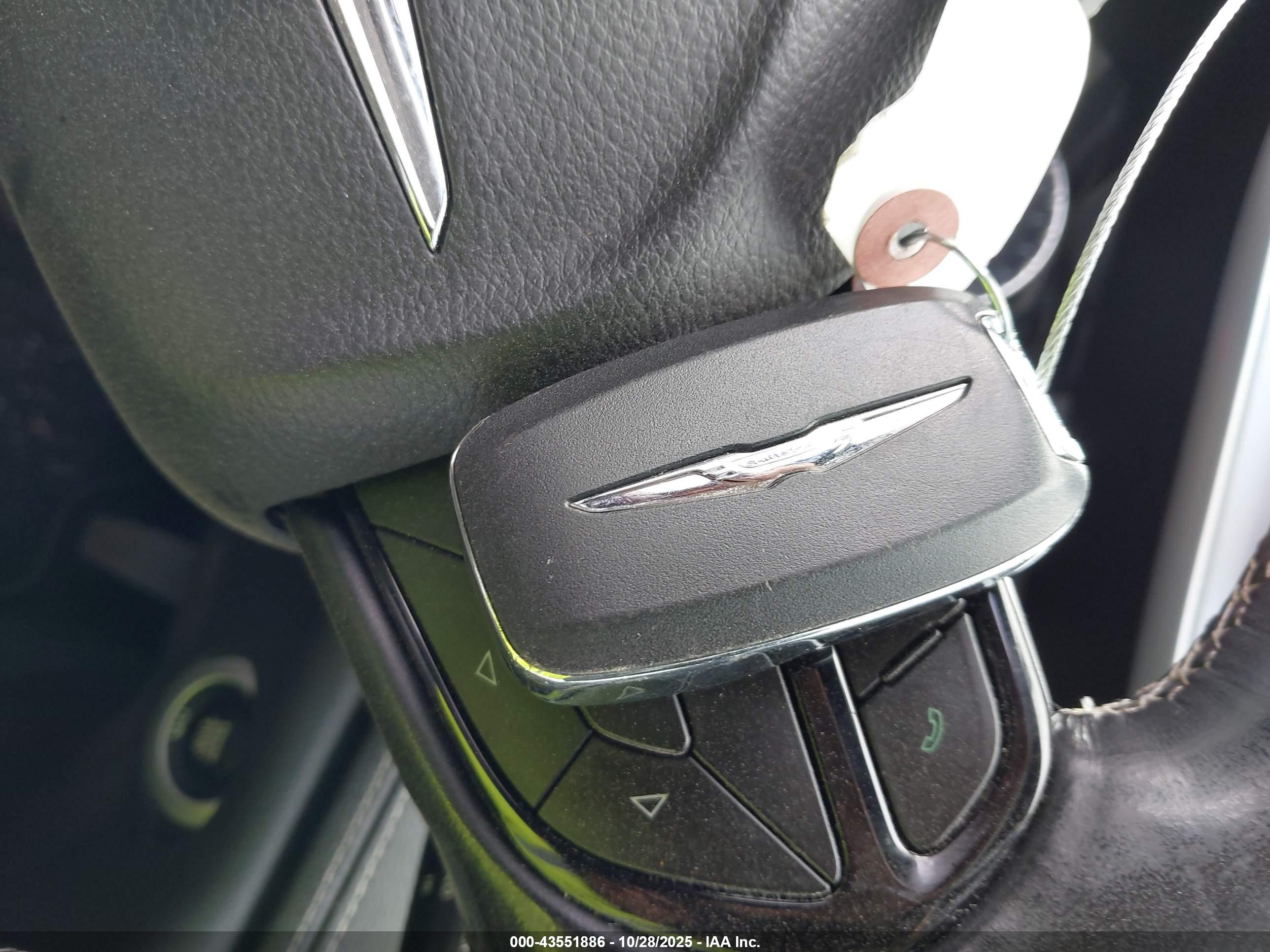 CHRYSLER PACIFICA image 11