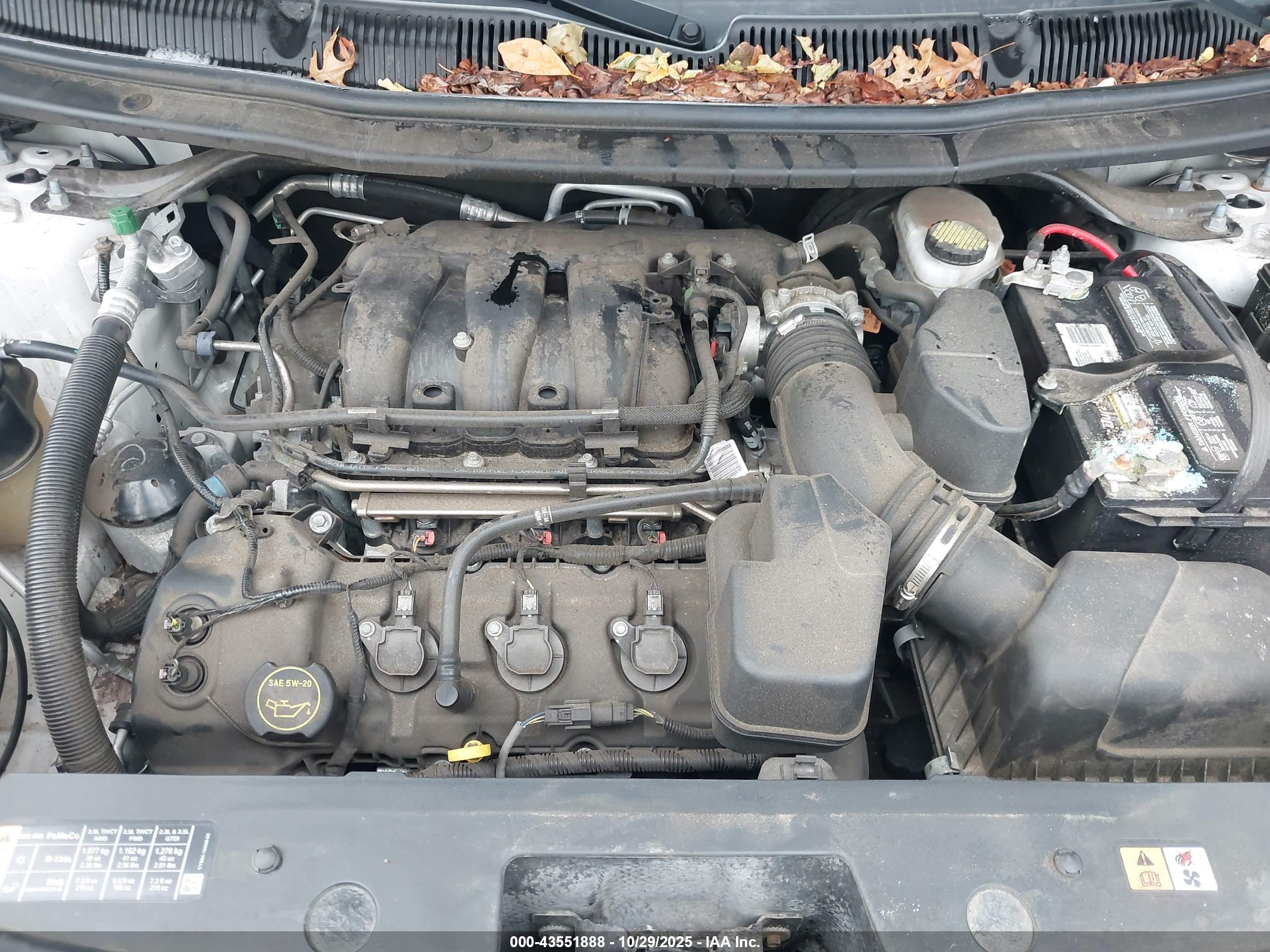 FORD EXPLORER image 10