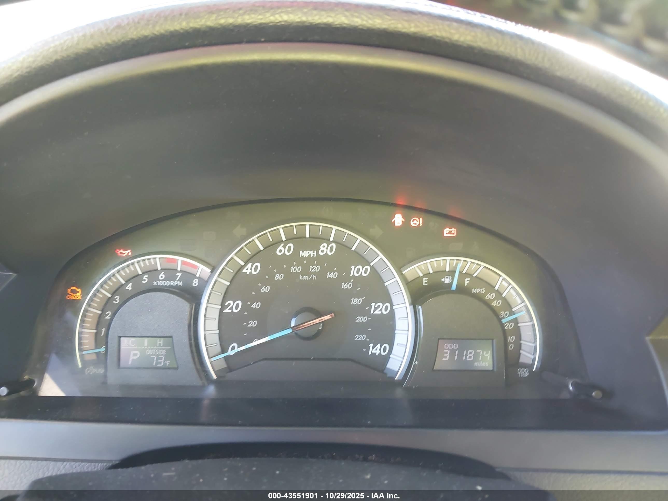 TOYOTA CAMRY image 7