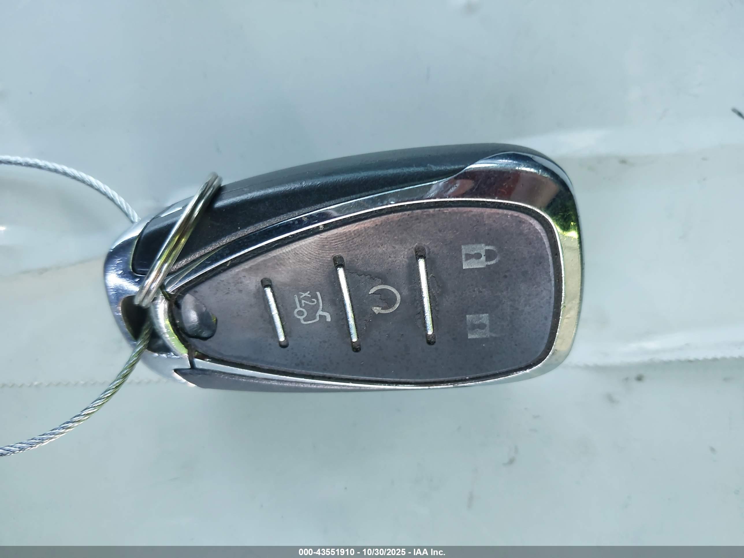 CHEVROLET MALIBU image 11