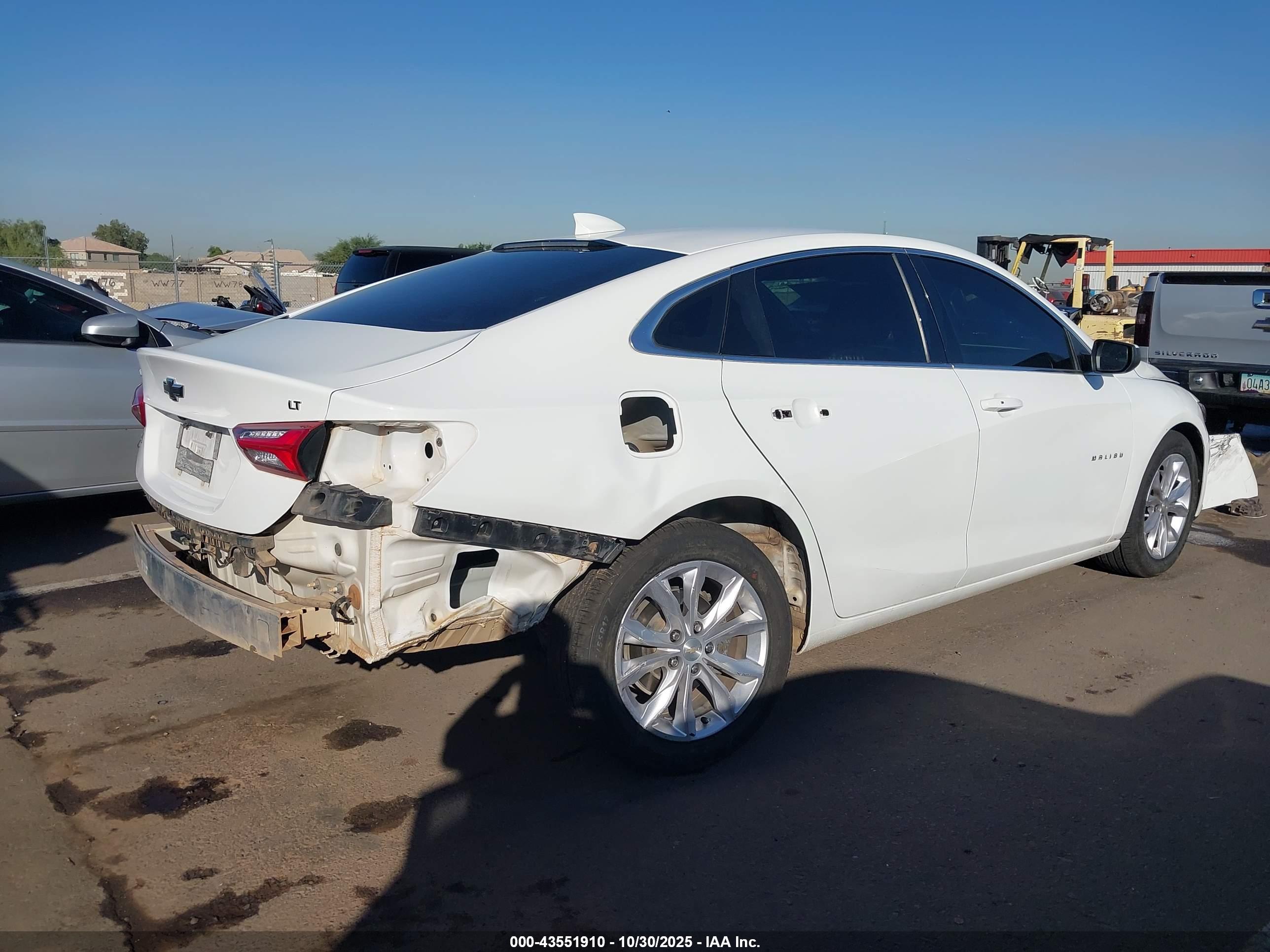 CHEVROLET MALIBU image 6