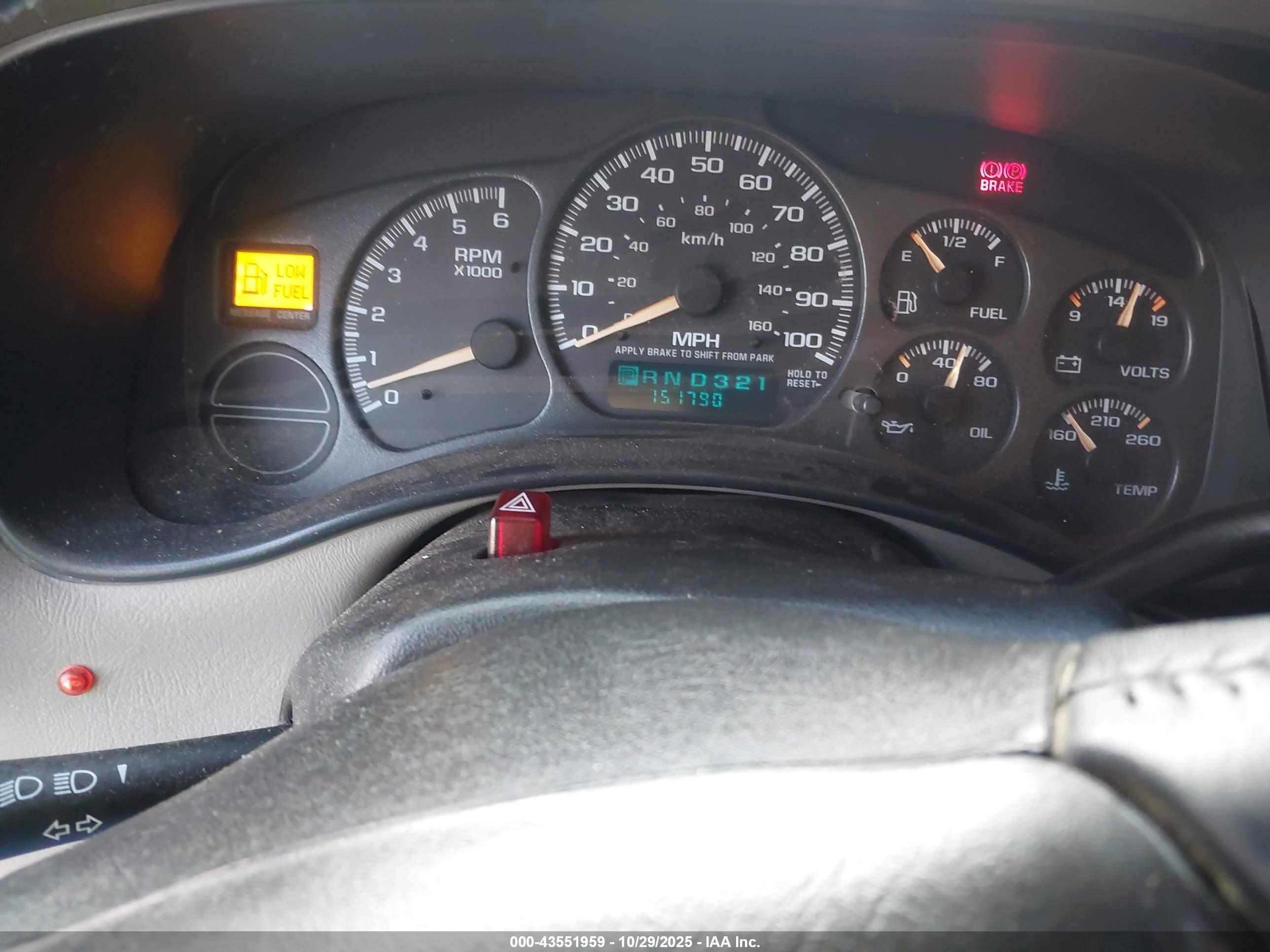 GMC SIERRA image 7
