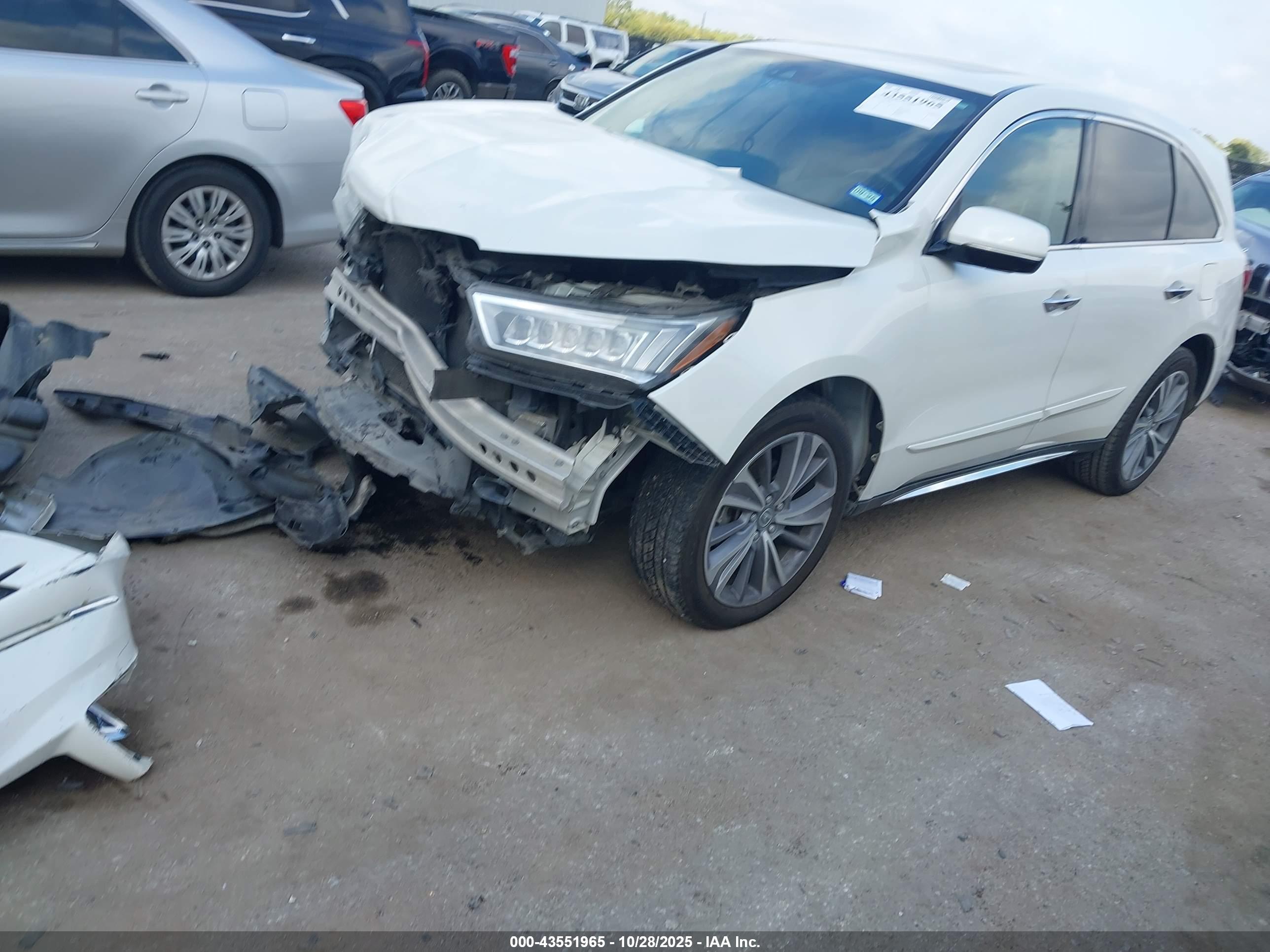 ACURA MDX image 2