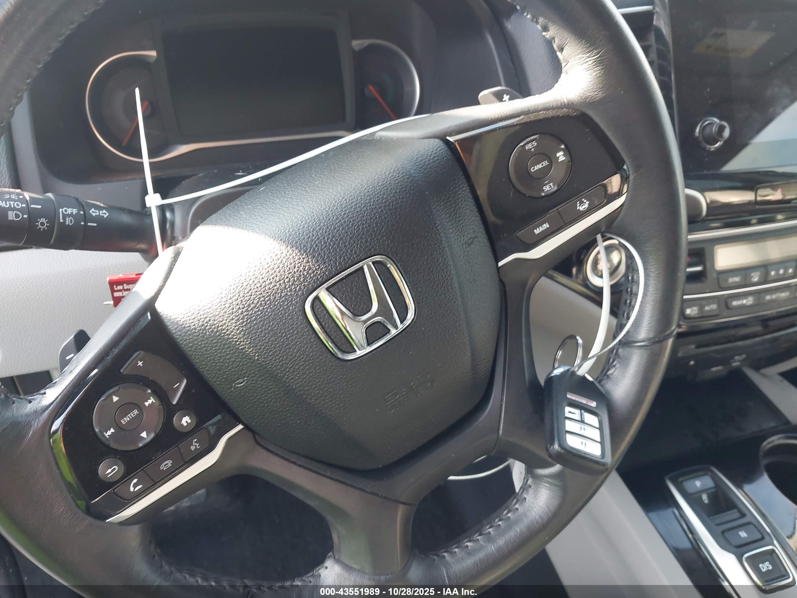 HONDA PILOT image 11