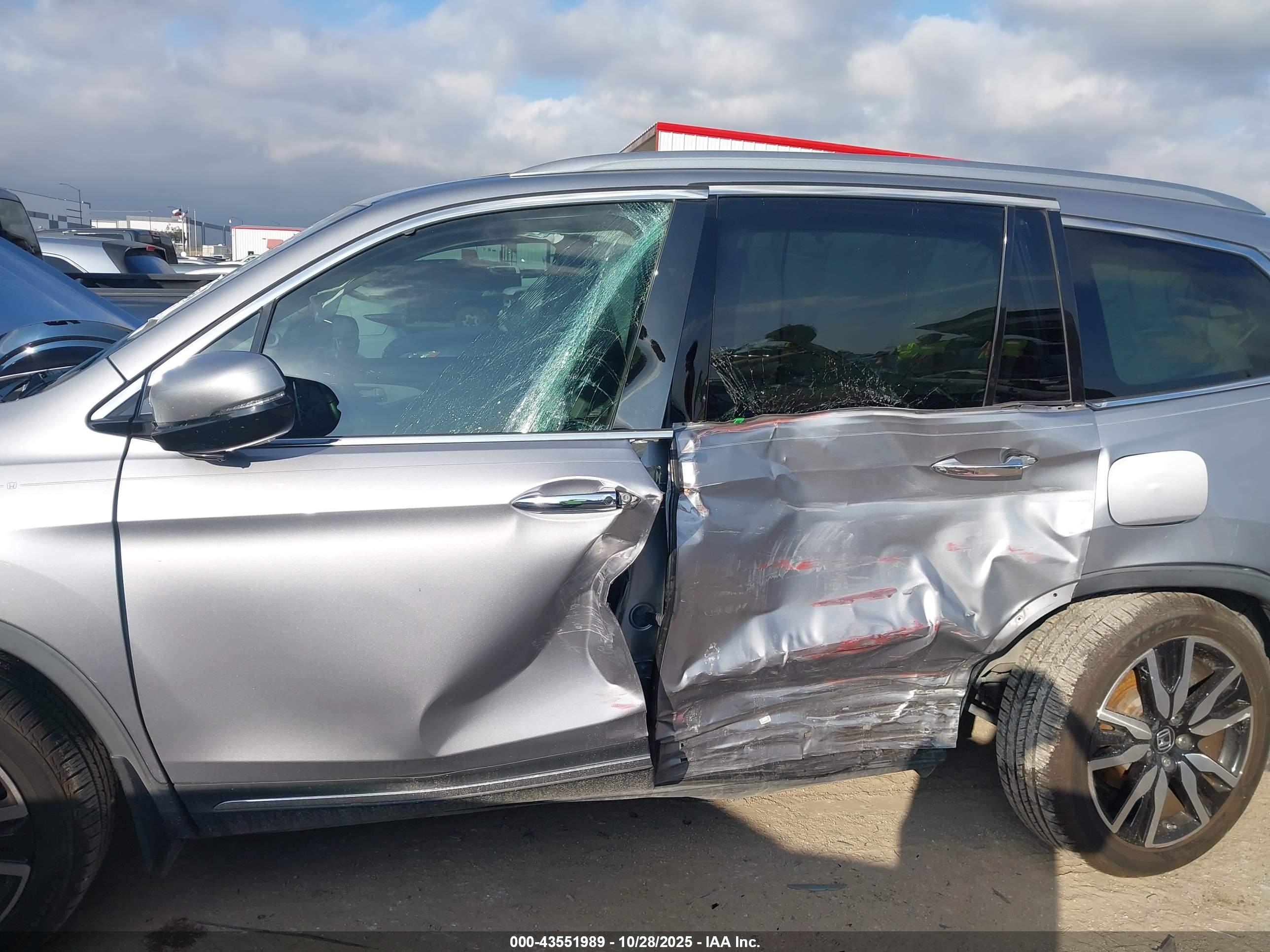 HONDA PILOT image 6