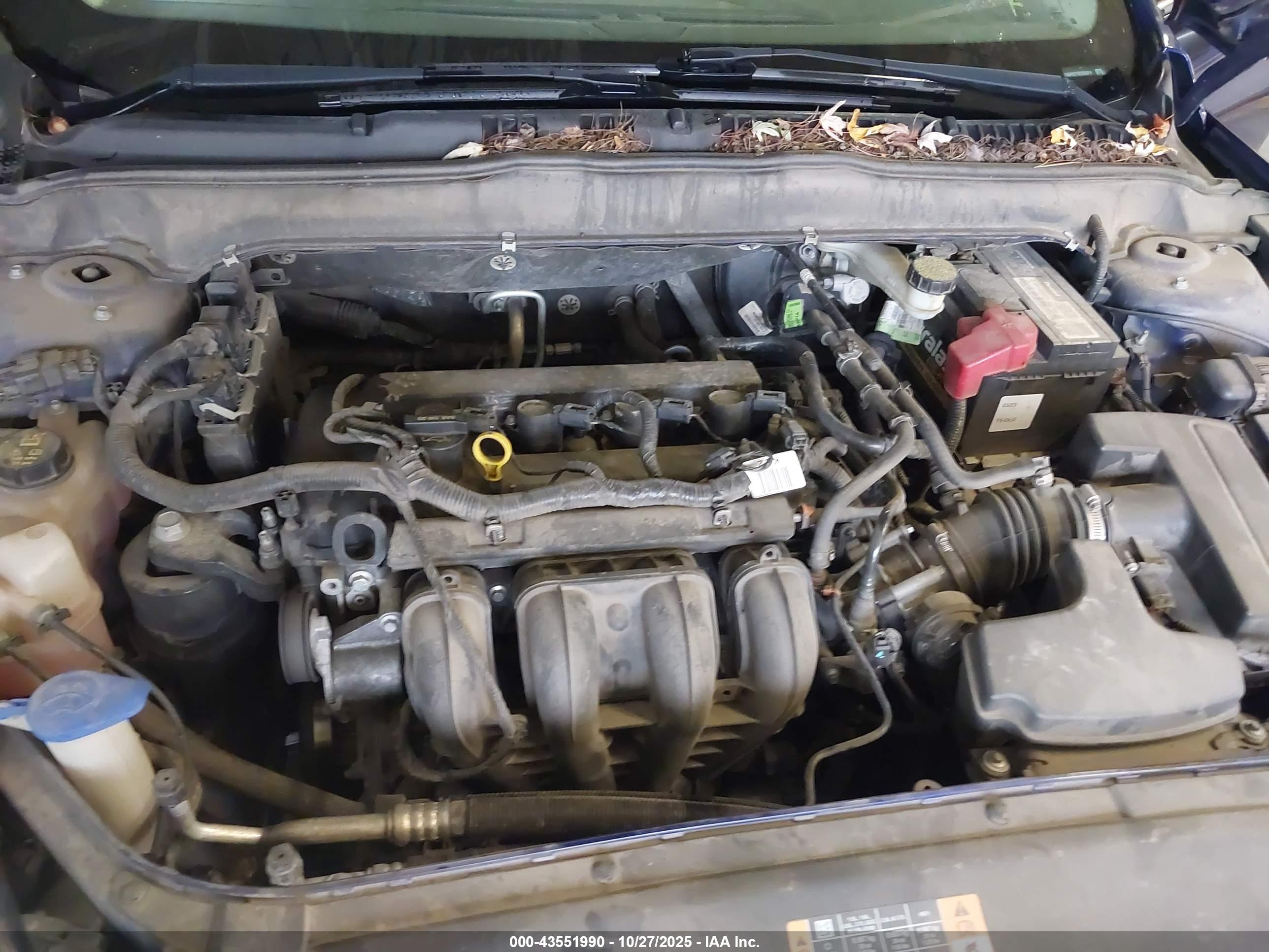 FORD FUSION image 10