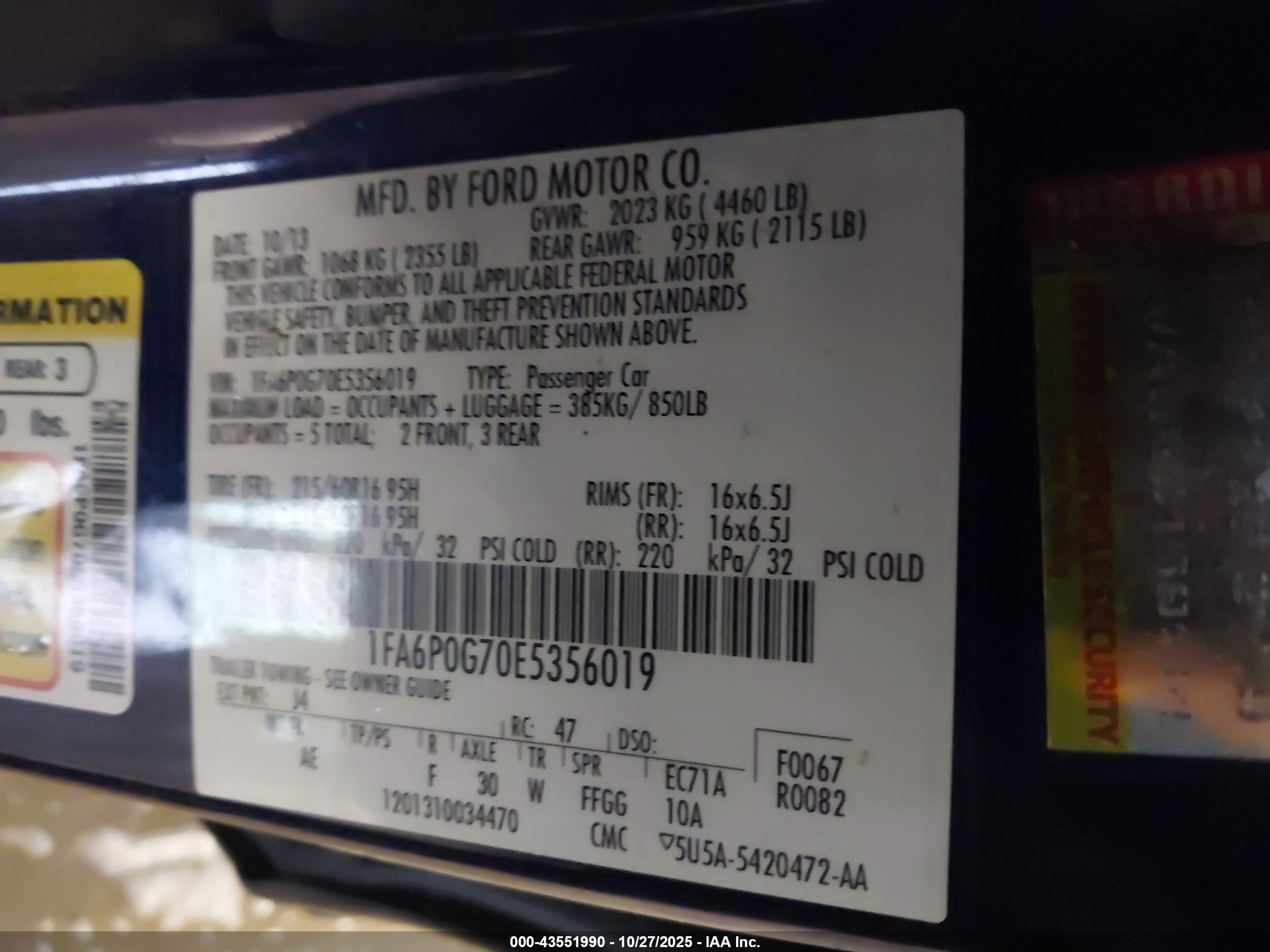 FORD FUSION image 9