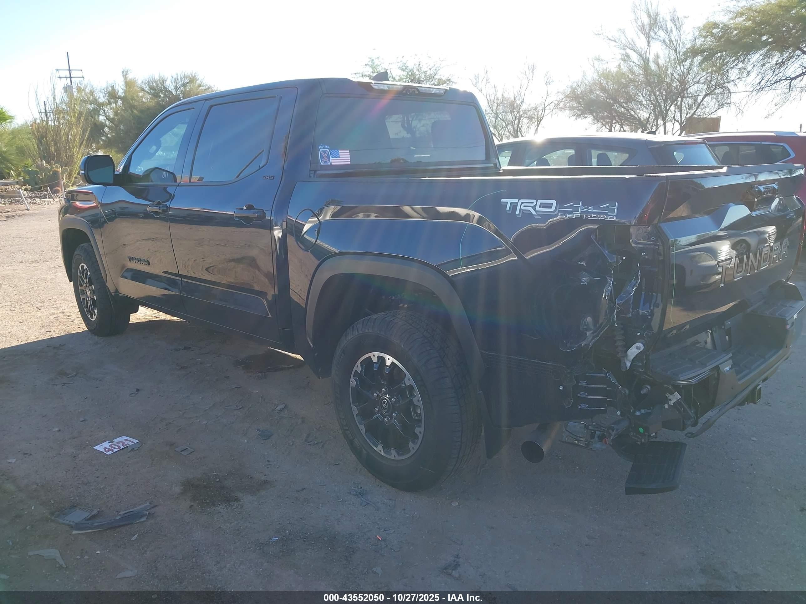 TOYOTA TUNDRA image 3