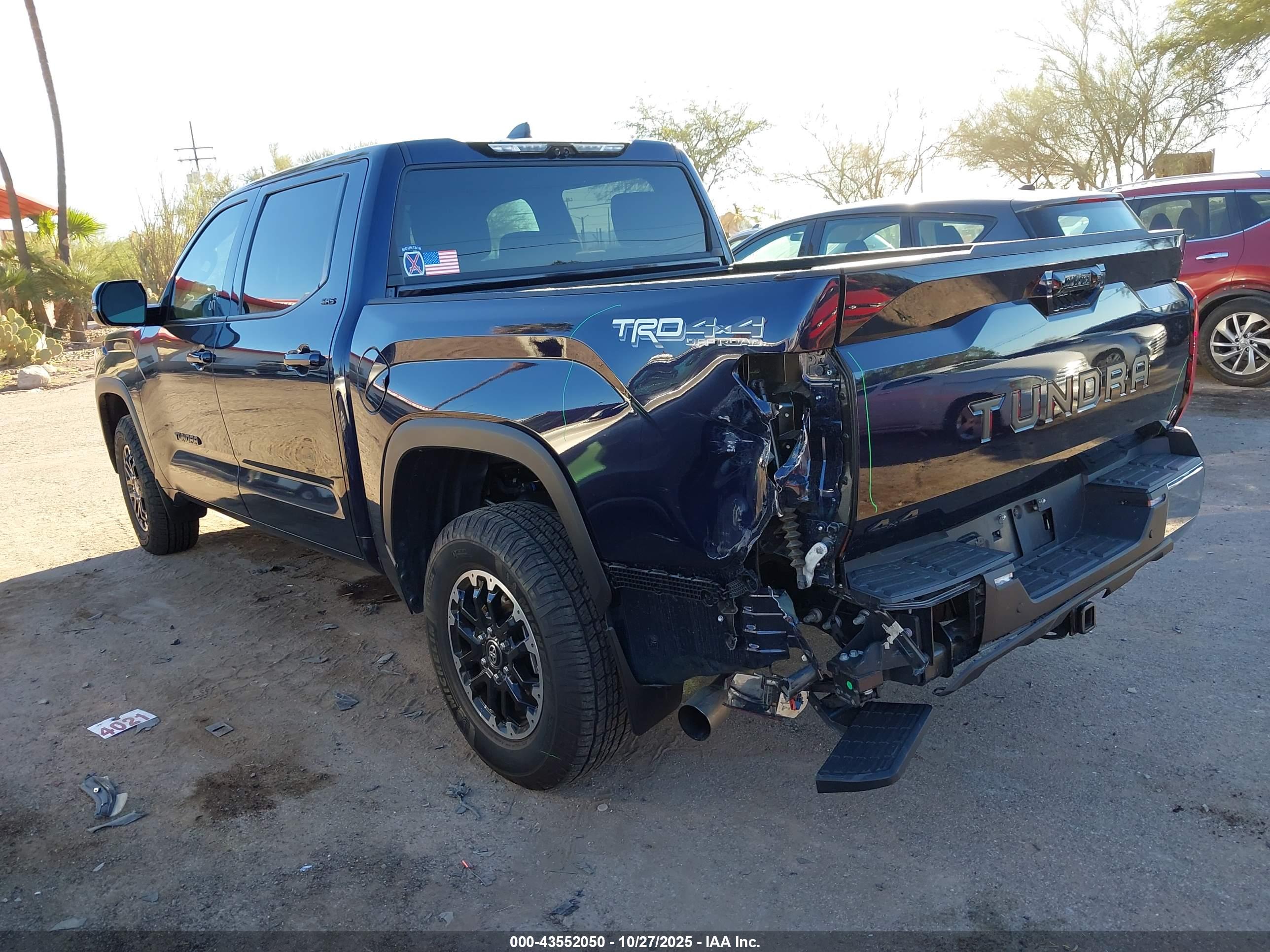 TOYOTA TUNDRA image 6