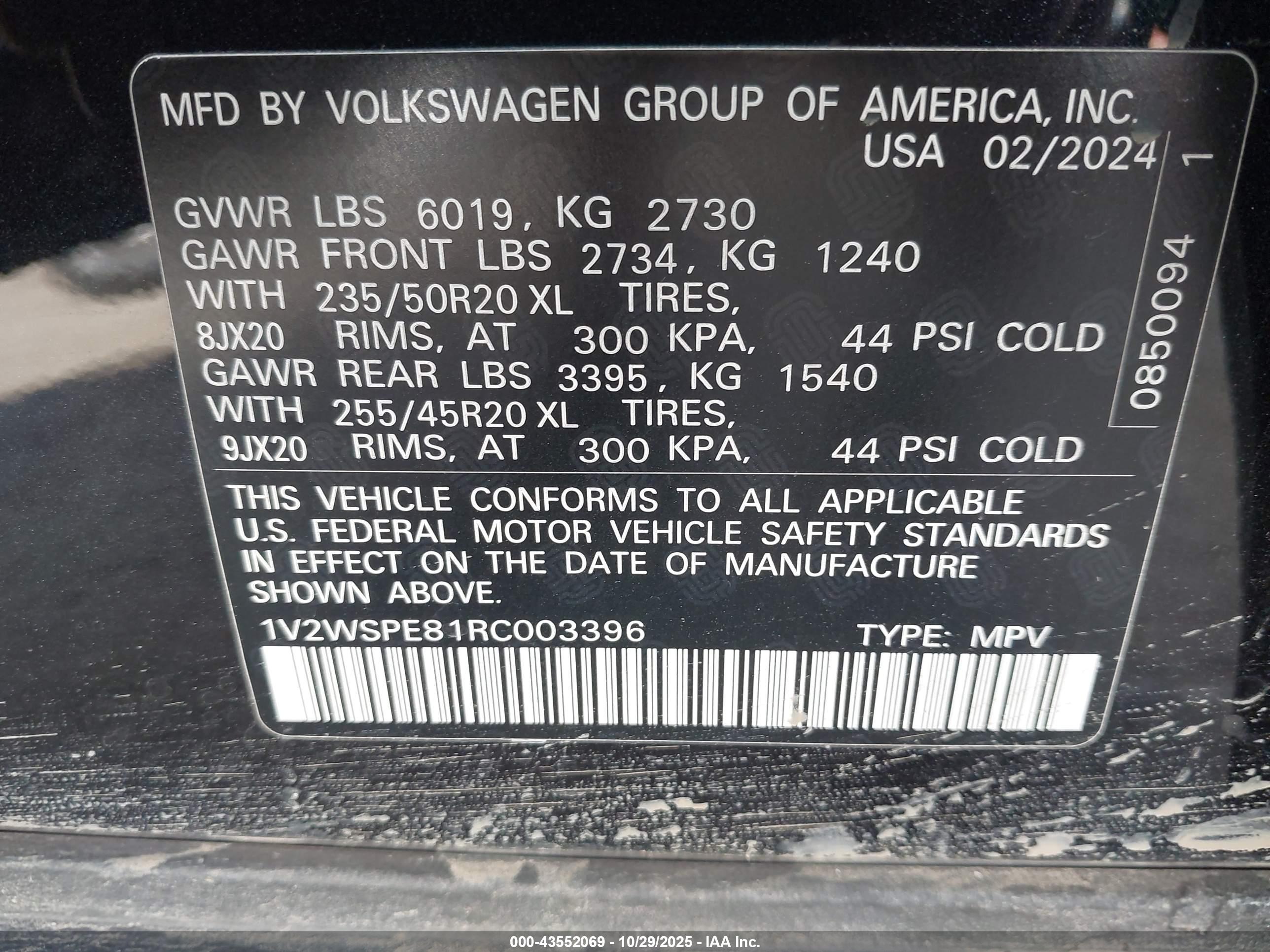 VOLKSWAGEN ID.4 image 9
