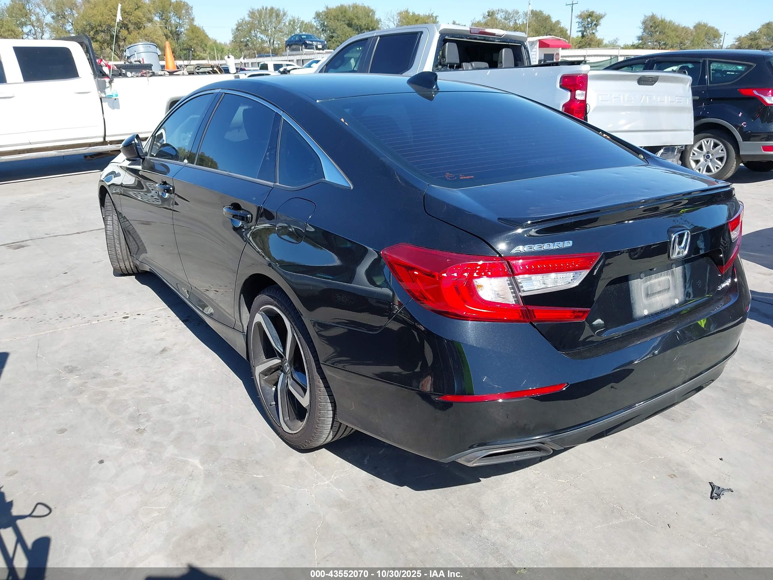 HONDA ACCORD image 3