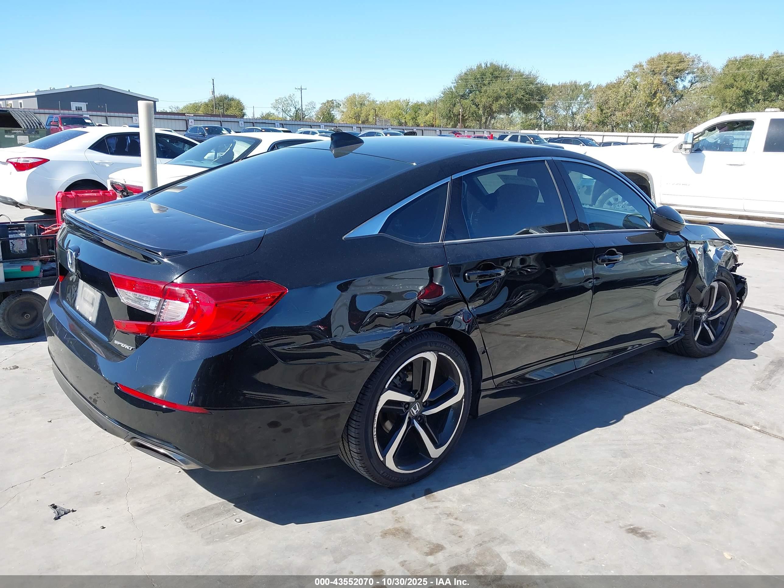 HONDA ACCORD image 4