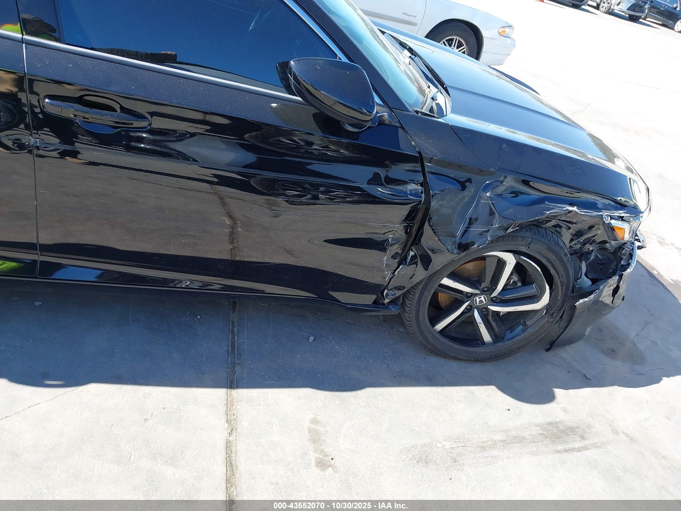 HONDA ACCORD image 6